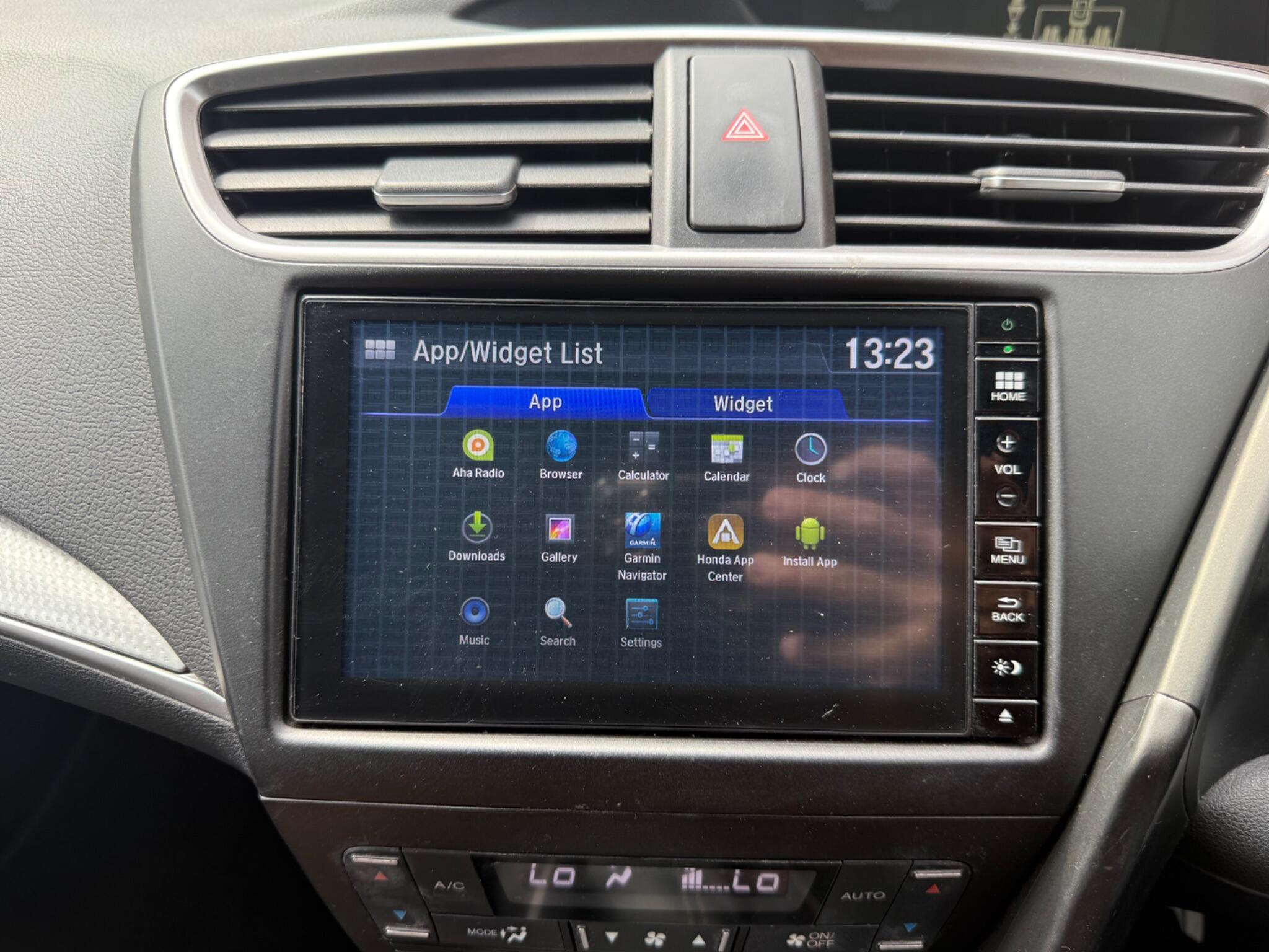 Honda Civic - Image 11