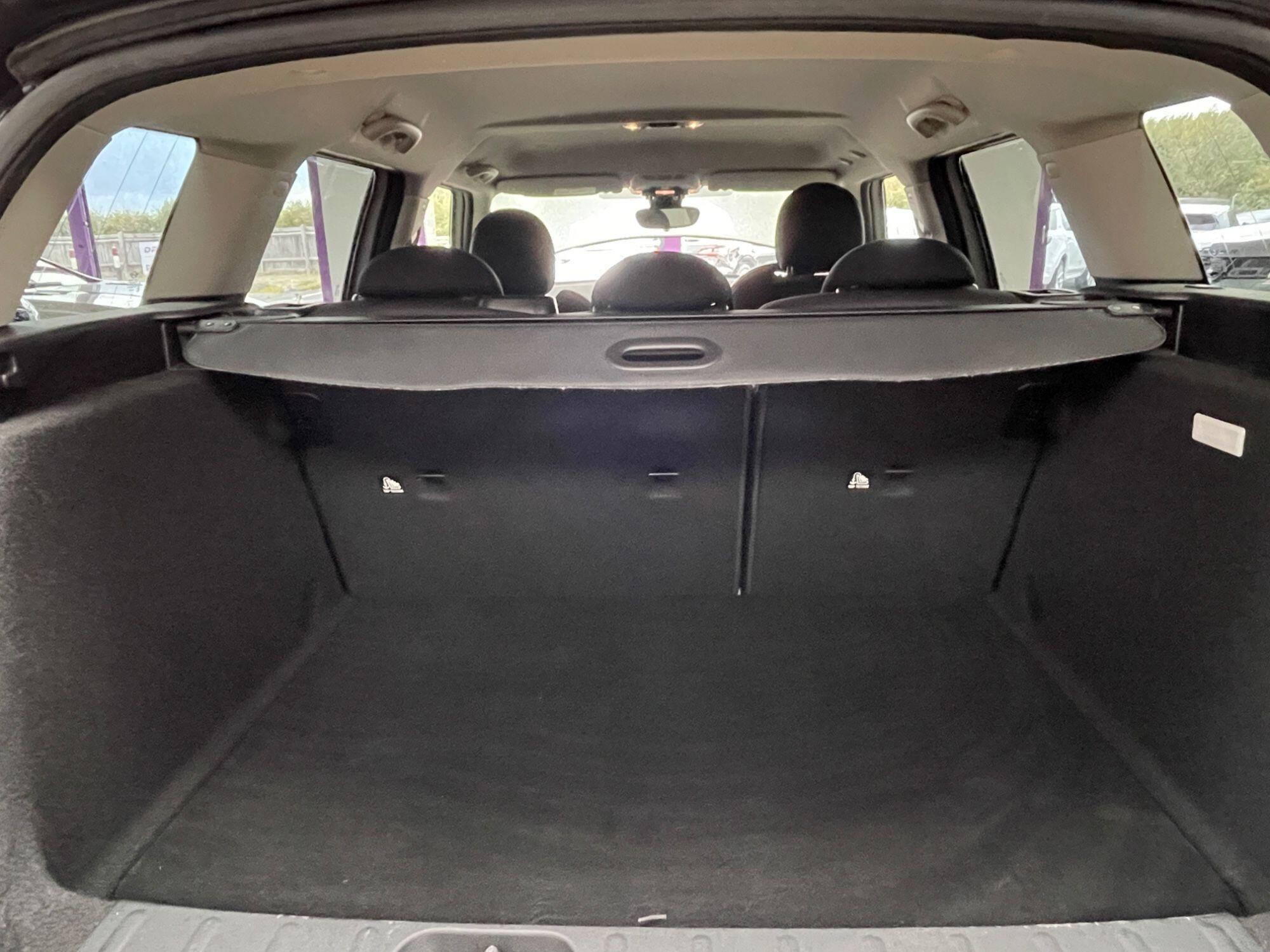 MINI Clubman - Image 17