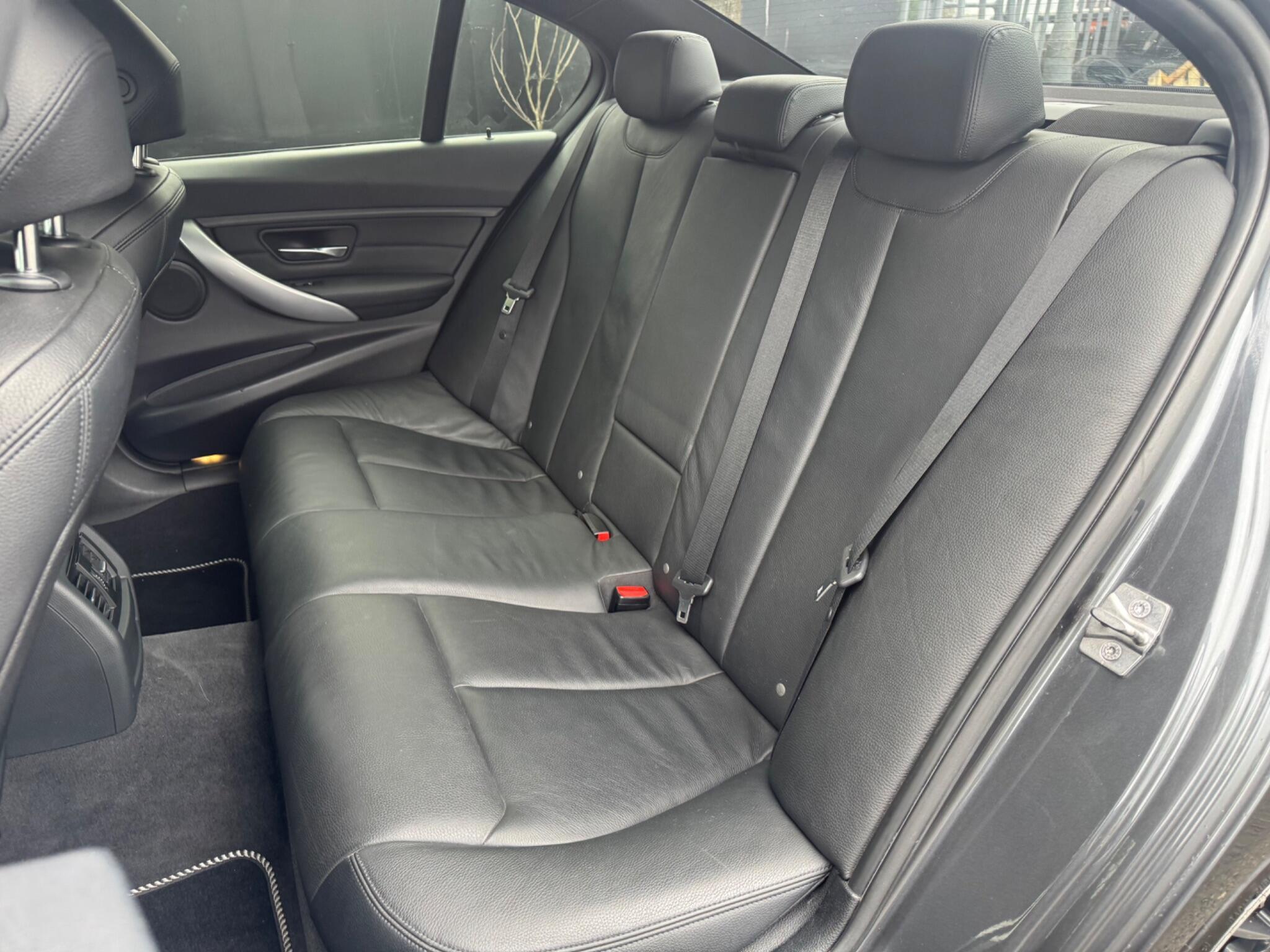 BMW 3 Series - Image 16
