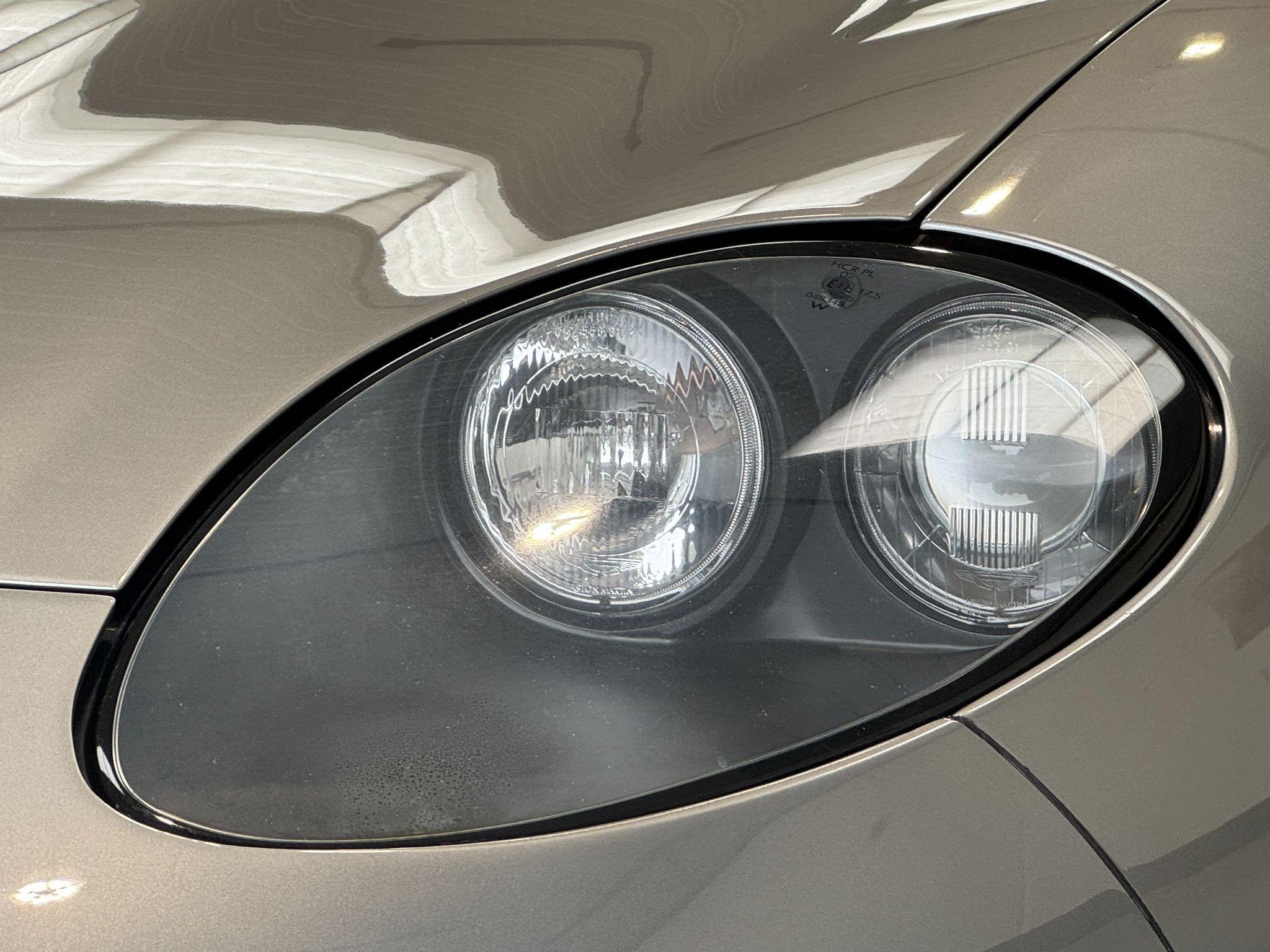 Aston Martin DB7 - Image 70