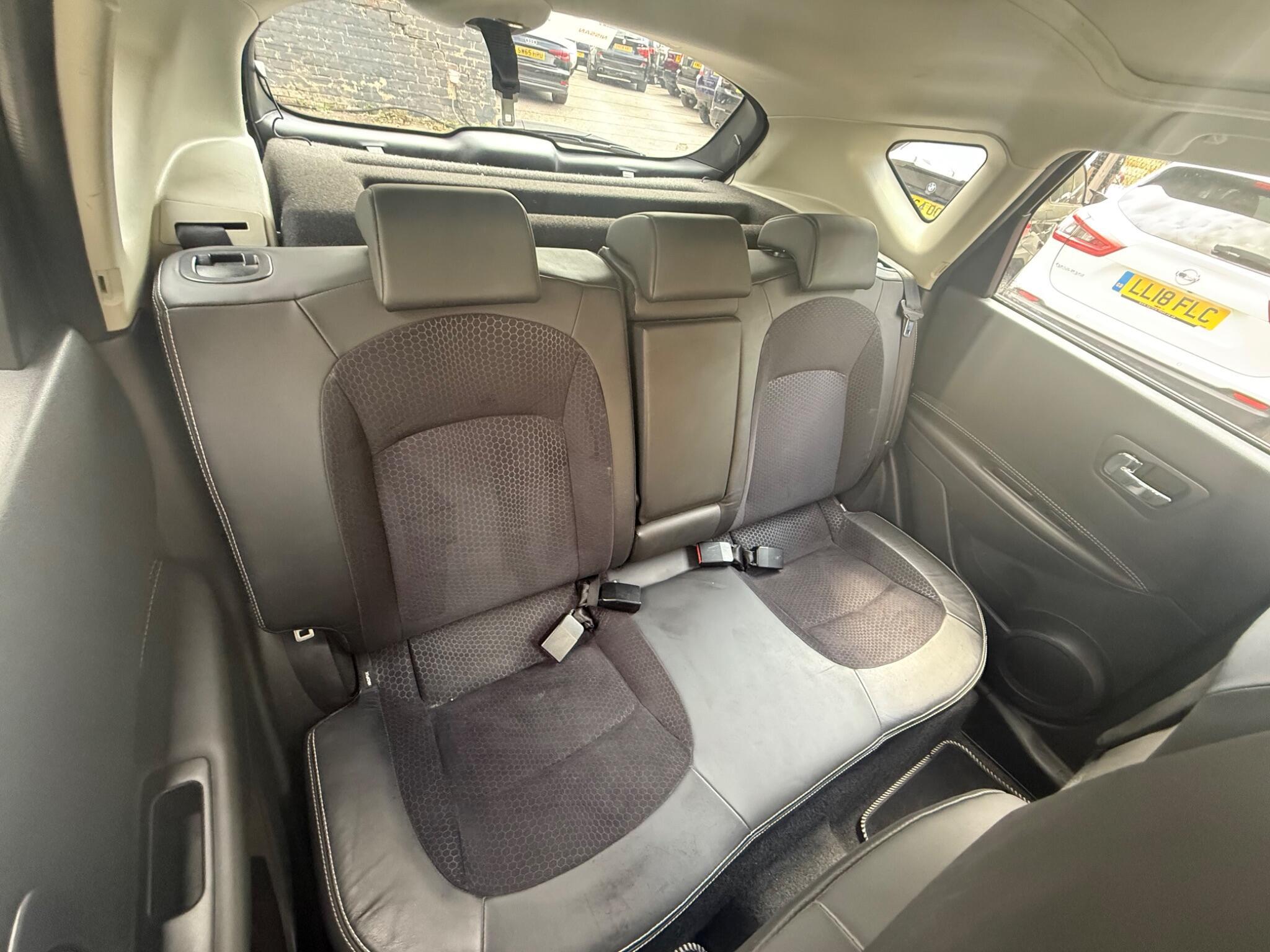 Nissan Qashqai - Image 9