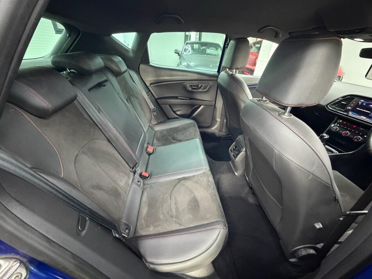SEAT Leon - Image 19