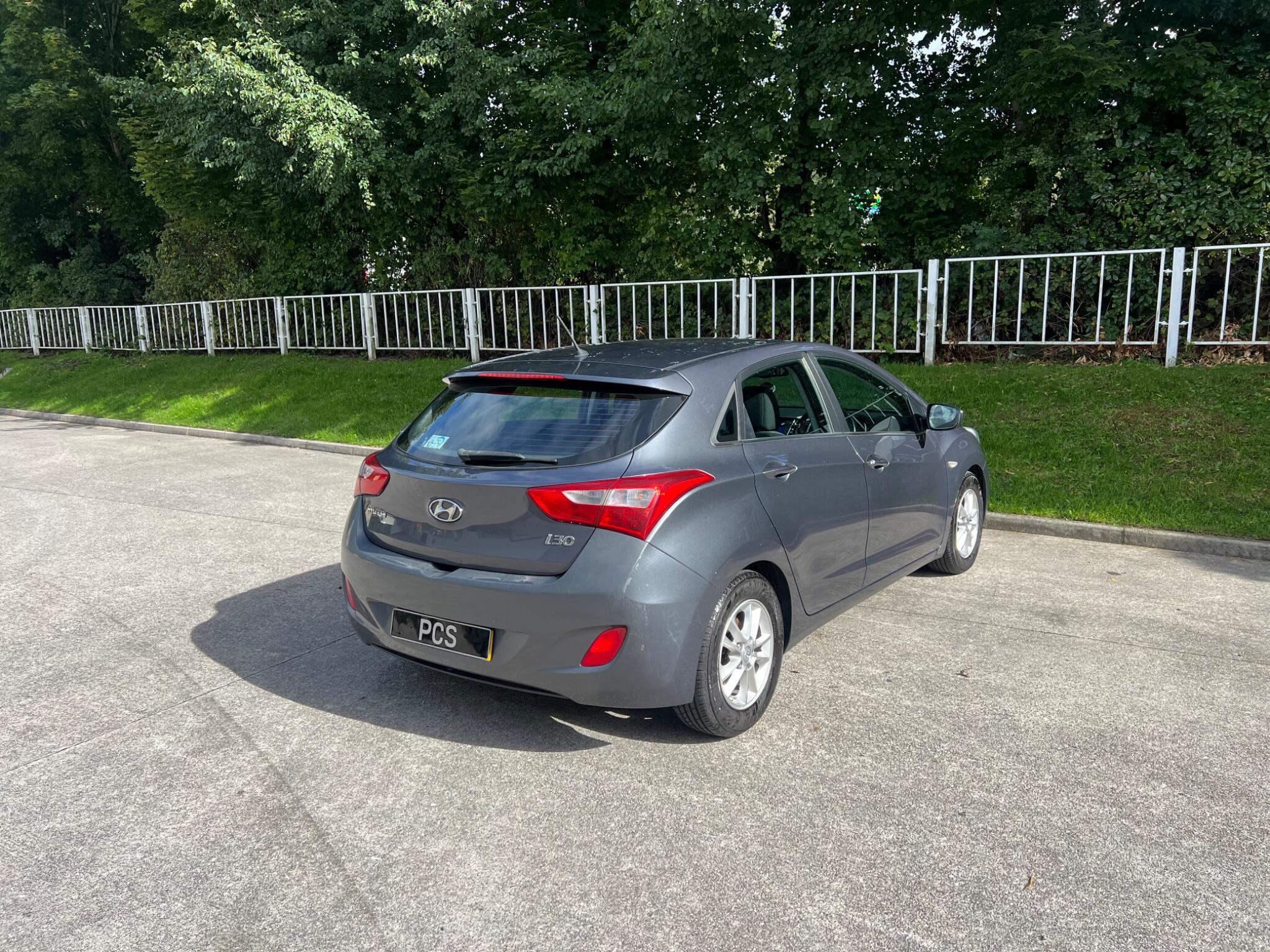 Hyundai i30 - Image 12