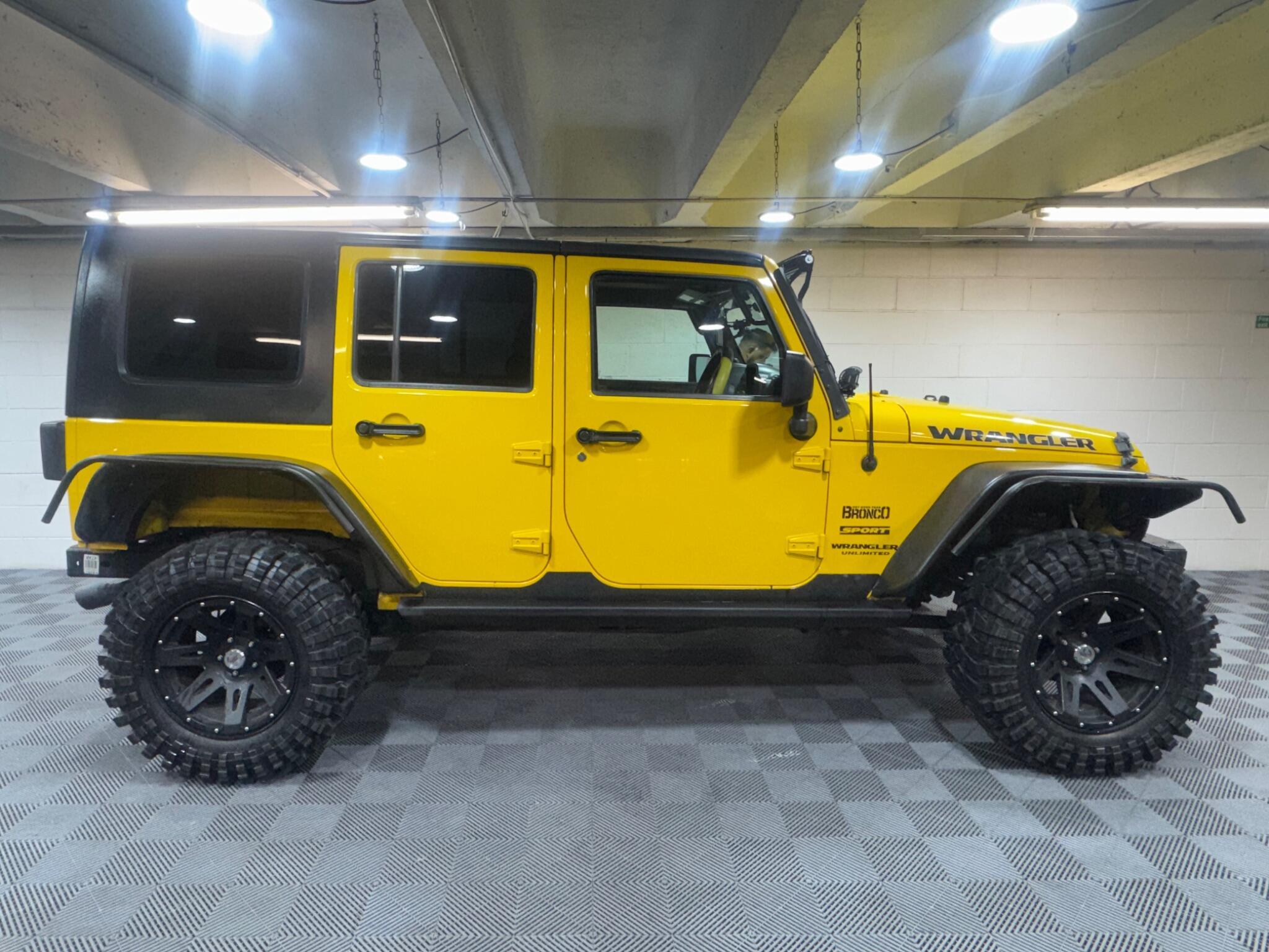 Jeep Wrangler - Image 5