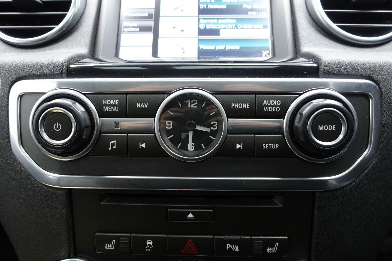 Land Rover DISCOVERY 4 - Image 44