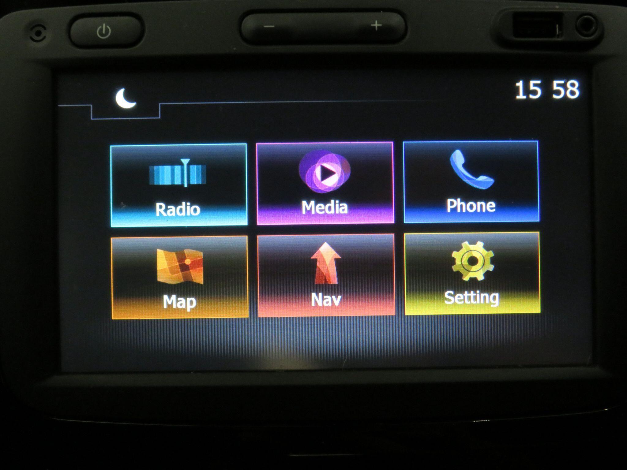 Renault Captur - Image 18