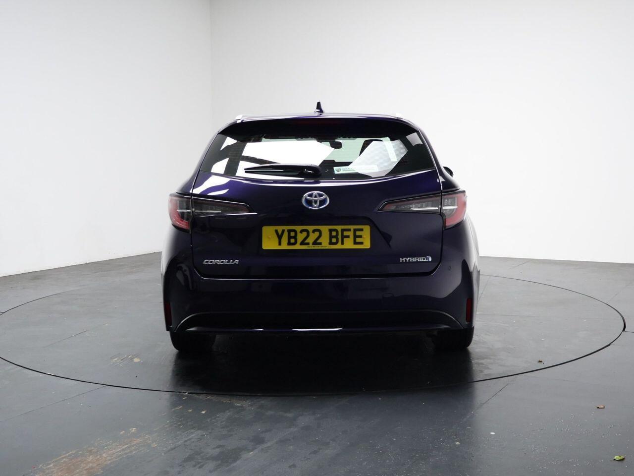 Toyota Corolla - Image 11