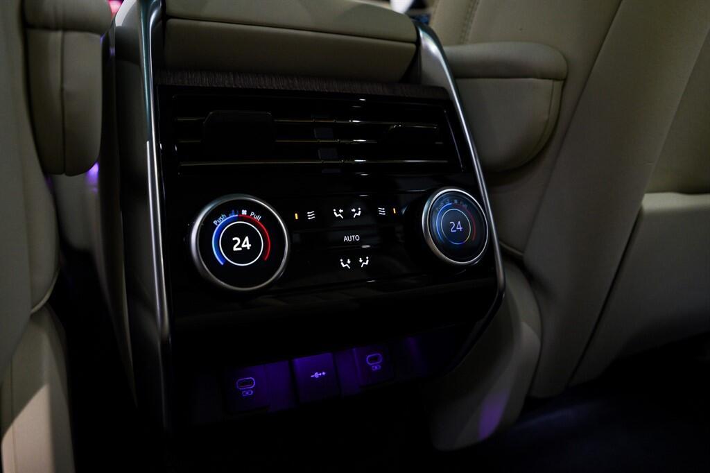 Land Rover Range Rover - Image 21