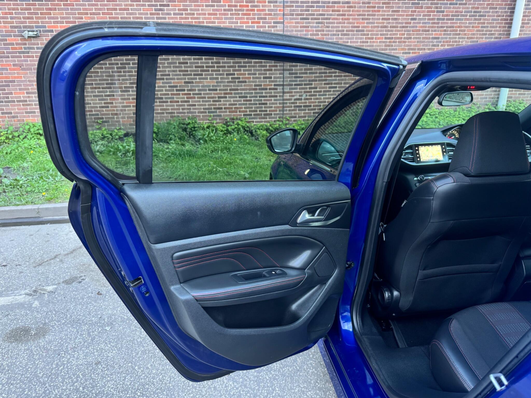 Peugeot 308 - Image 38