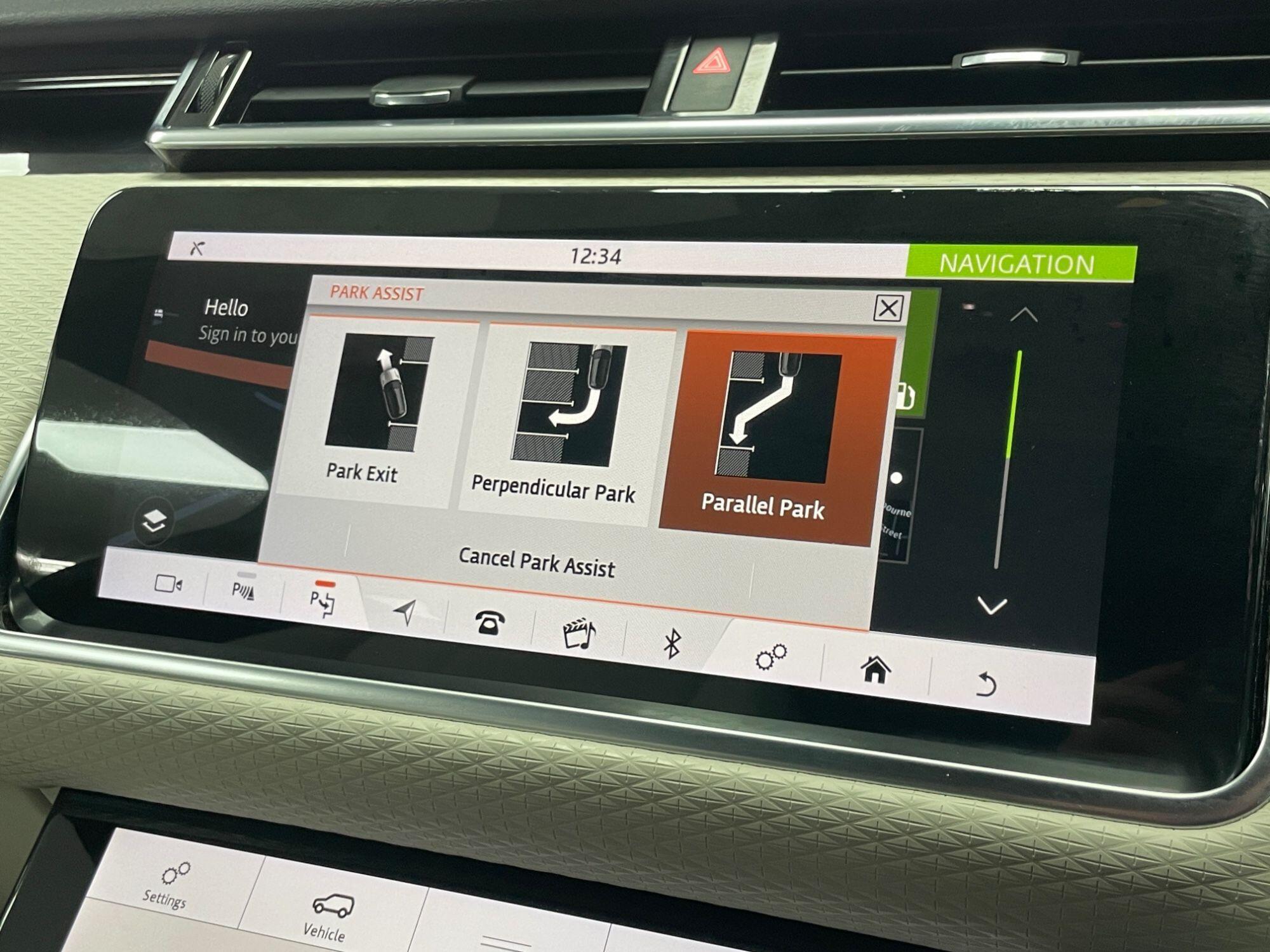 Land Rover Range Rover Velar - Image 38