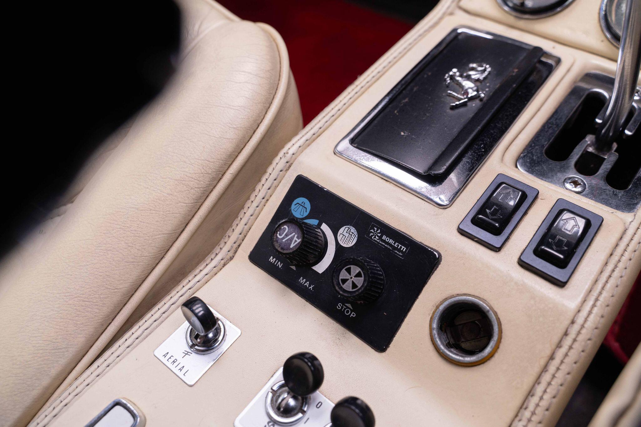 Ferrari 308 - Image 17