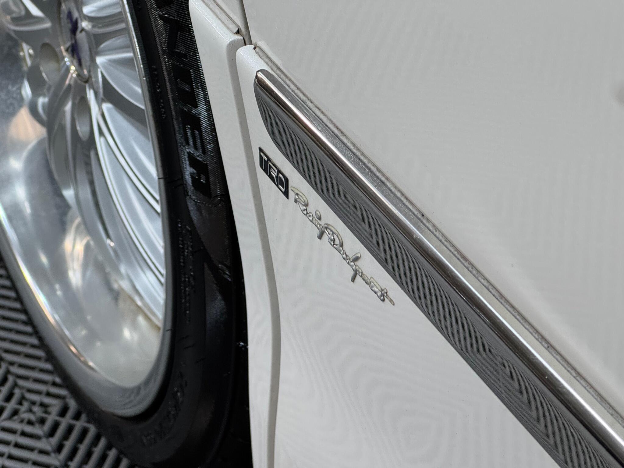 Toyota Vellfire - Image 15