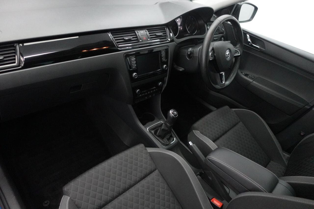 Skoda Rapid Spaceback - Image 19