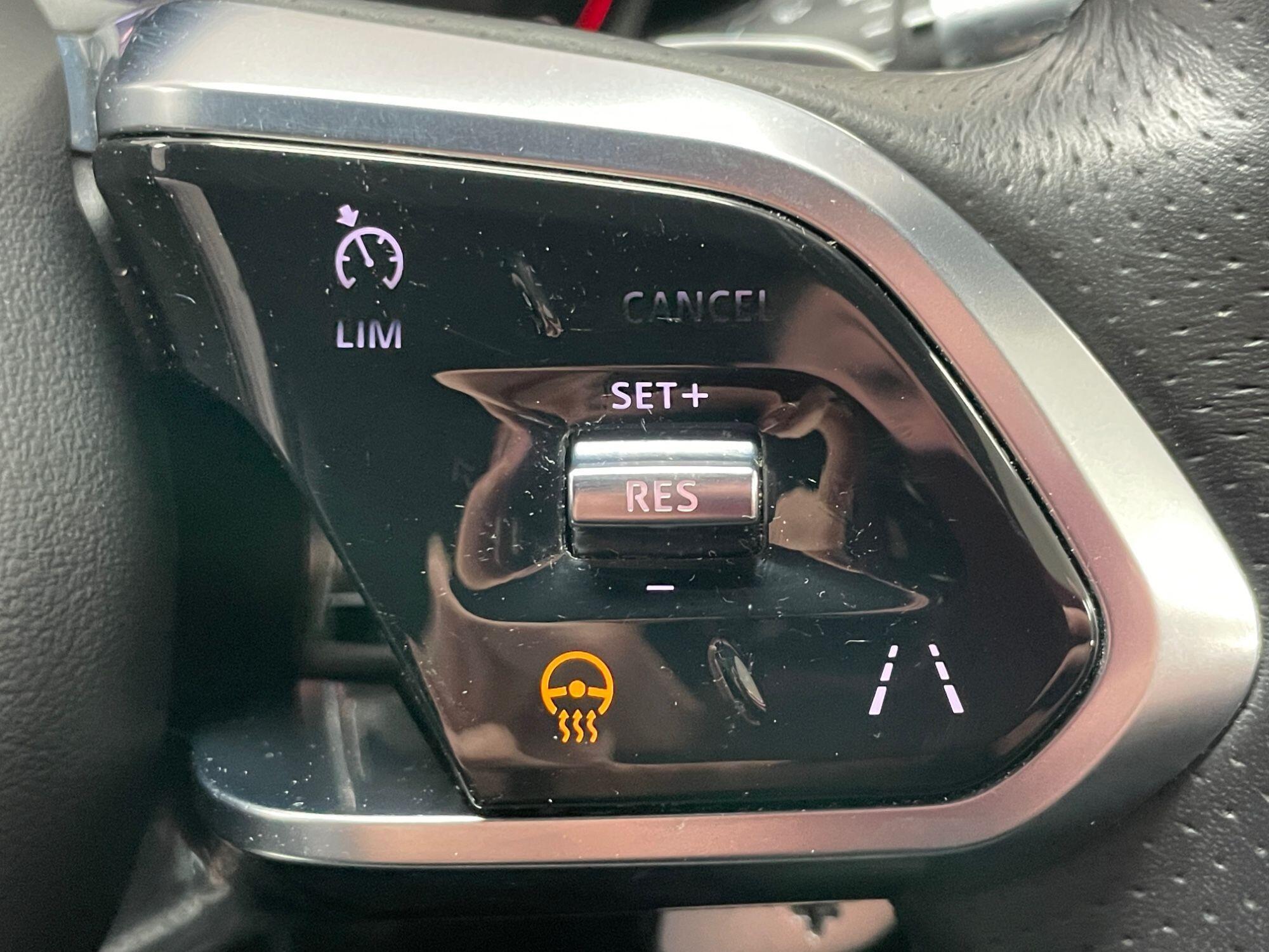 Jaguar F-Pace - Image 39