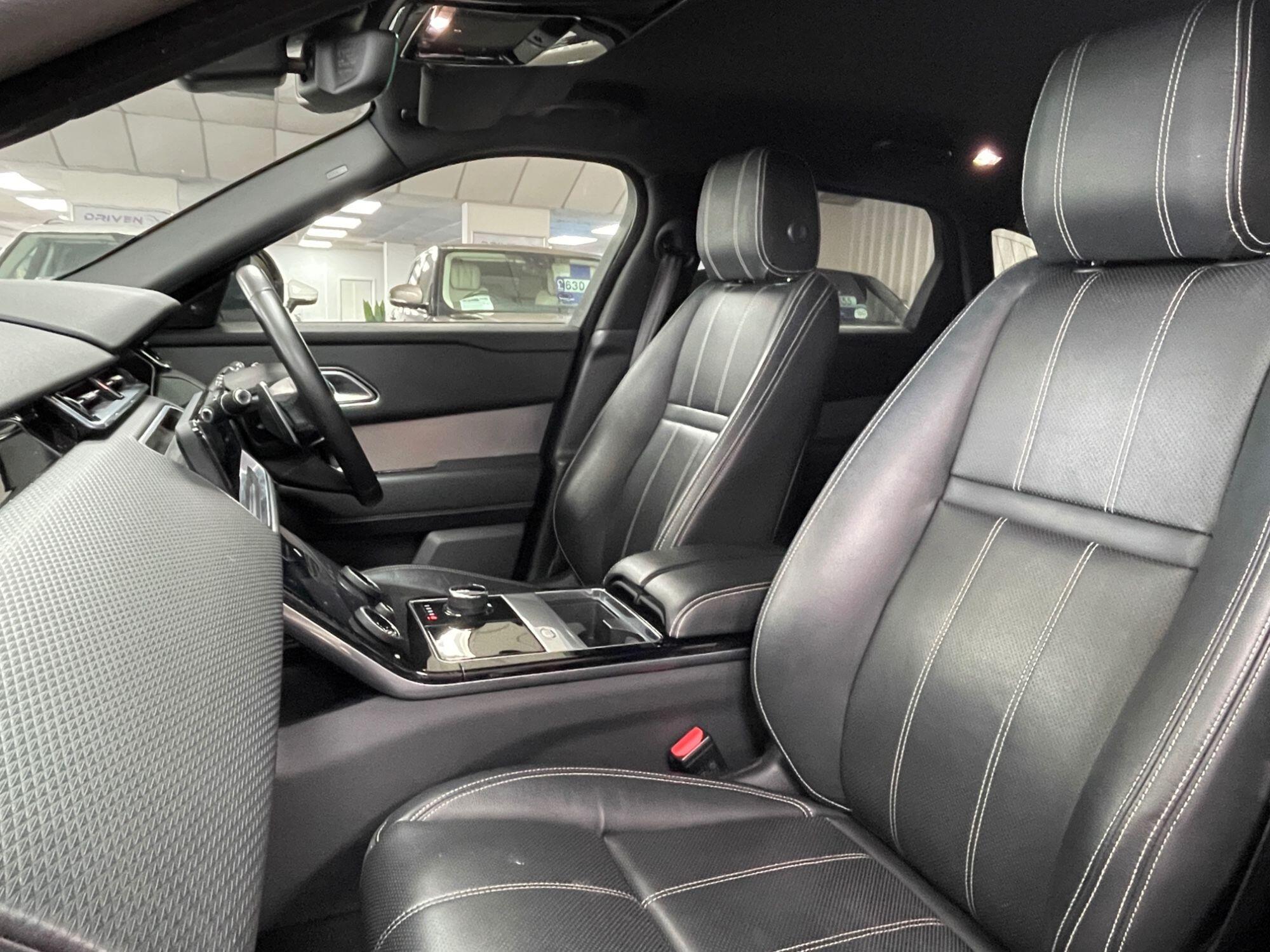 Land Rover Range Rover Velar - Image 34