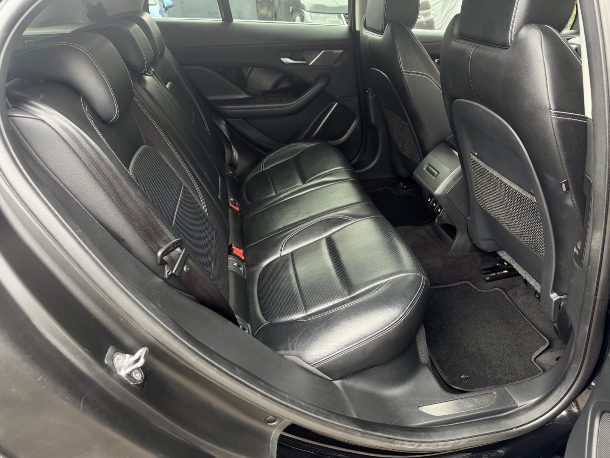 Jaguar I-Pace - Image 30