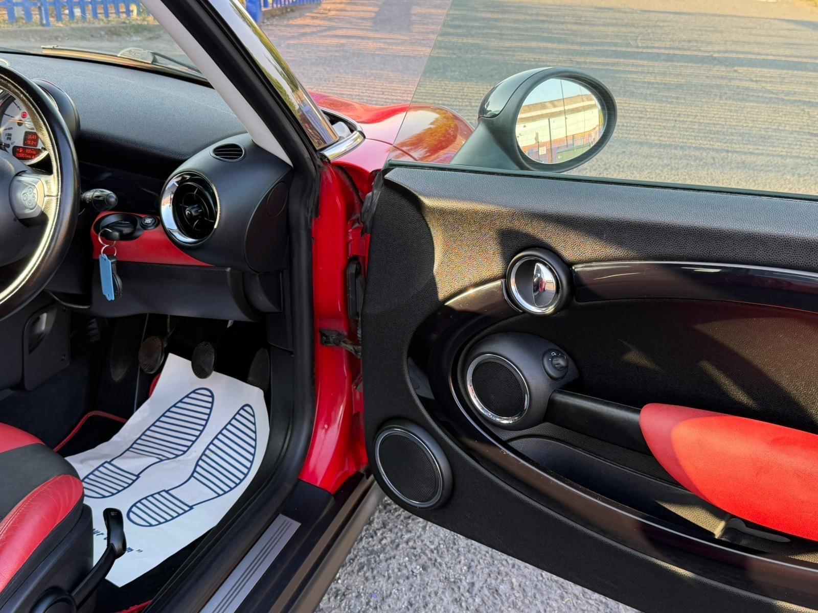 MINI Hatch - Image 13