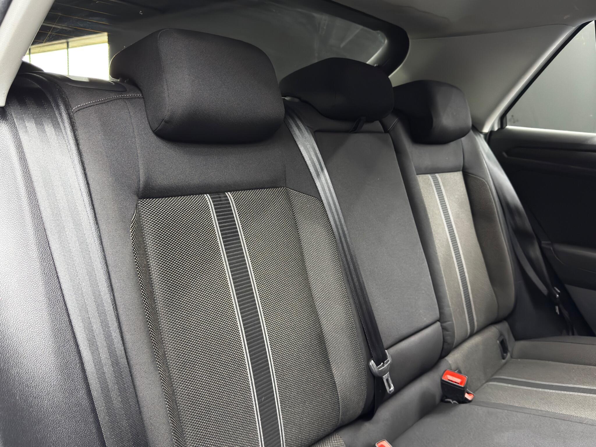 Volkswagen T-Roc - Image 15