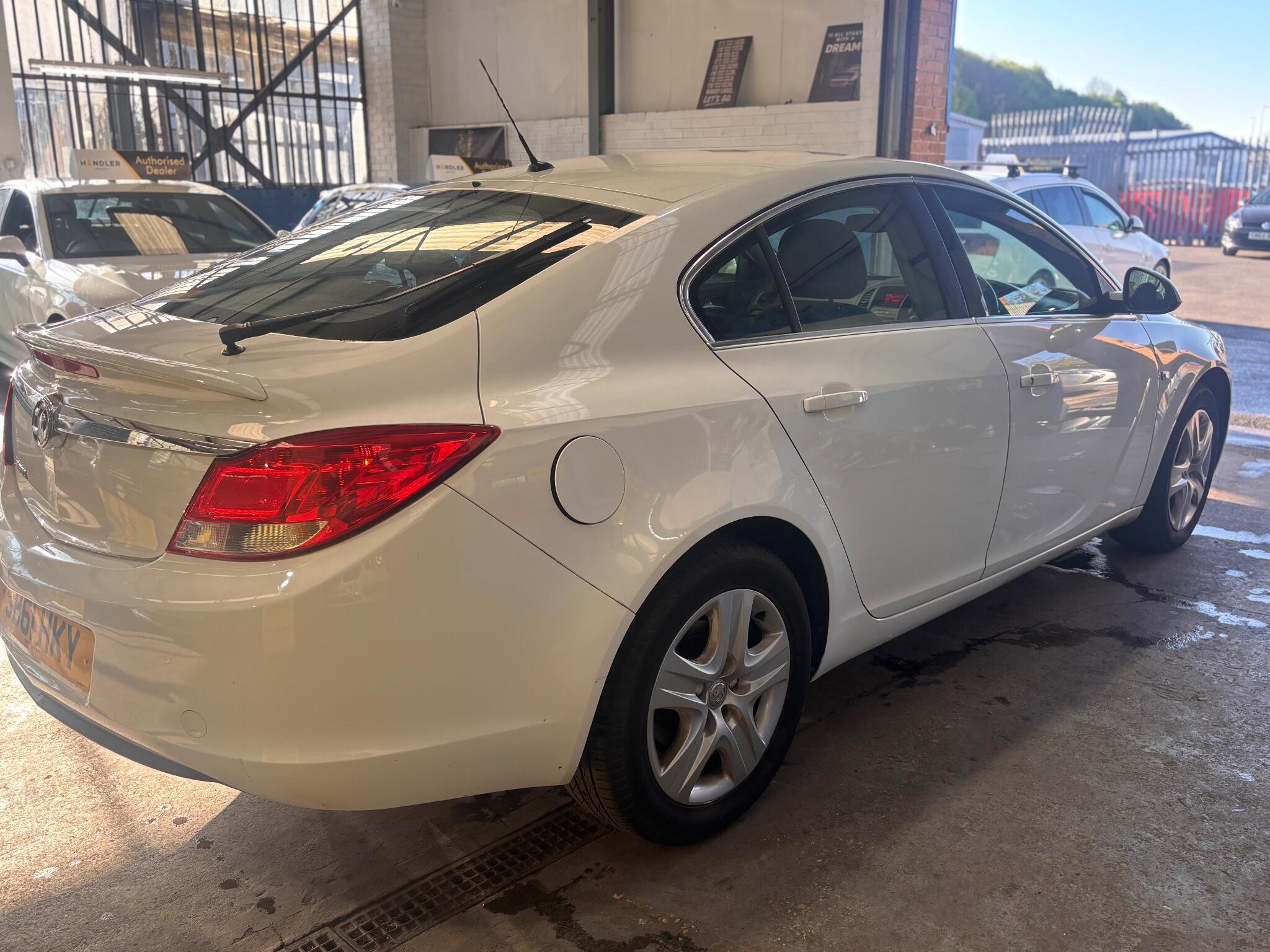 Vauxhall Insignia - Image 12