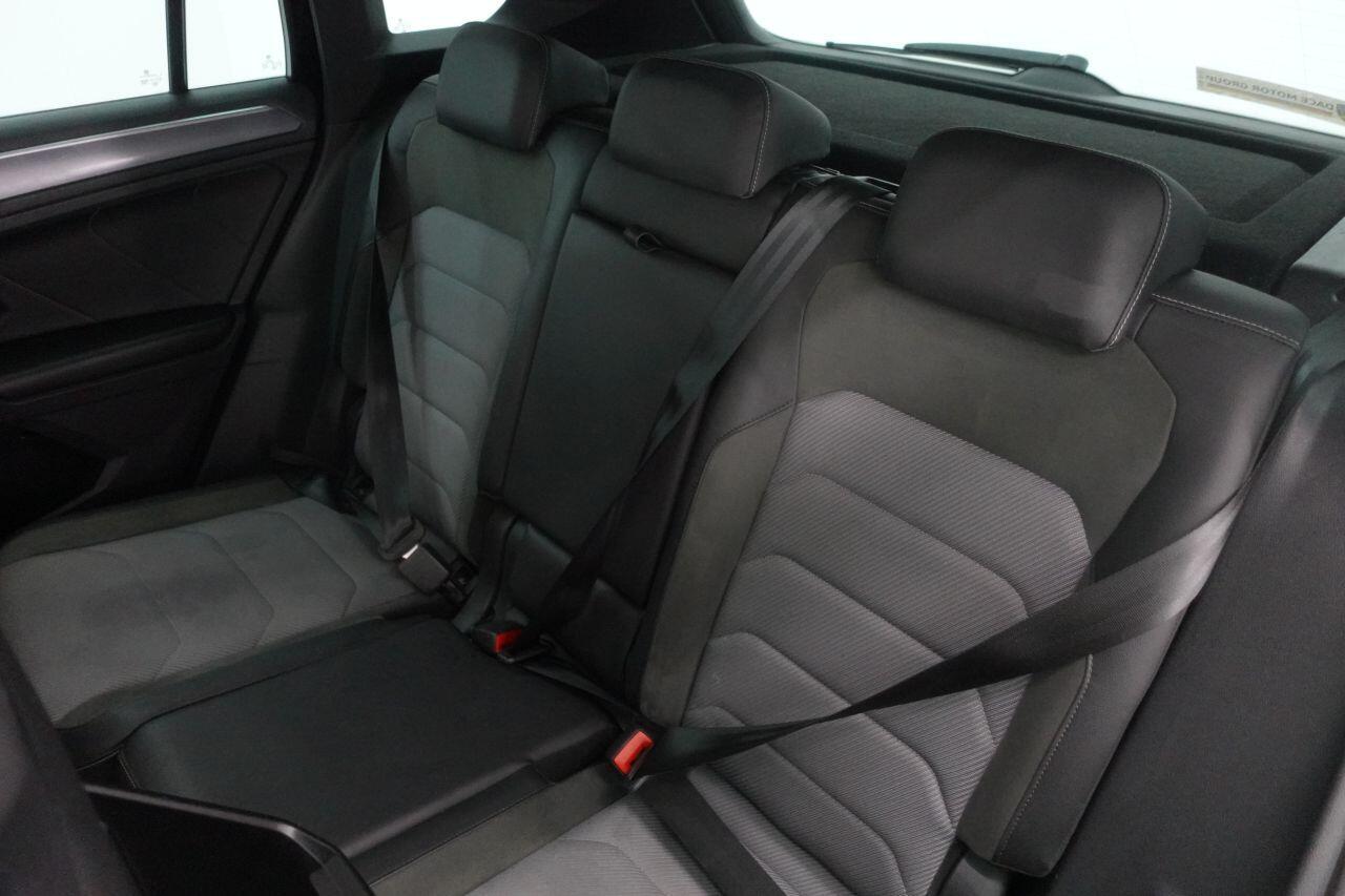 Volkswagen Tiguan - Image 17