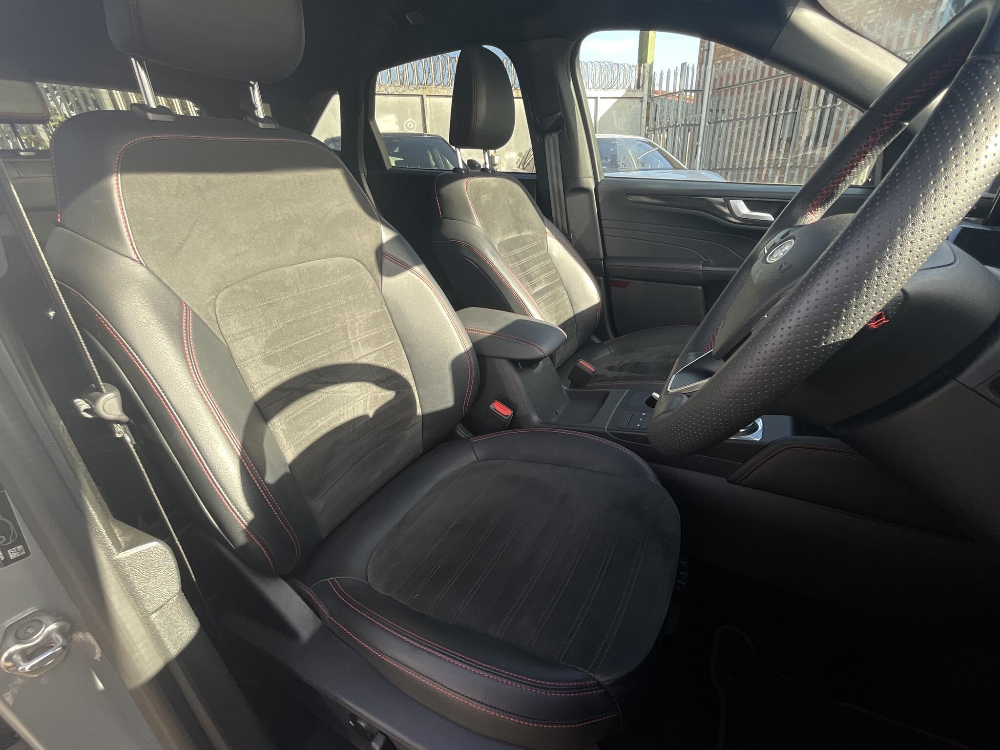 Ford Kuga - Image 7