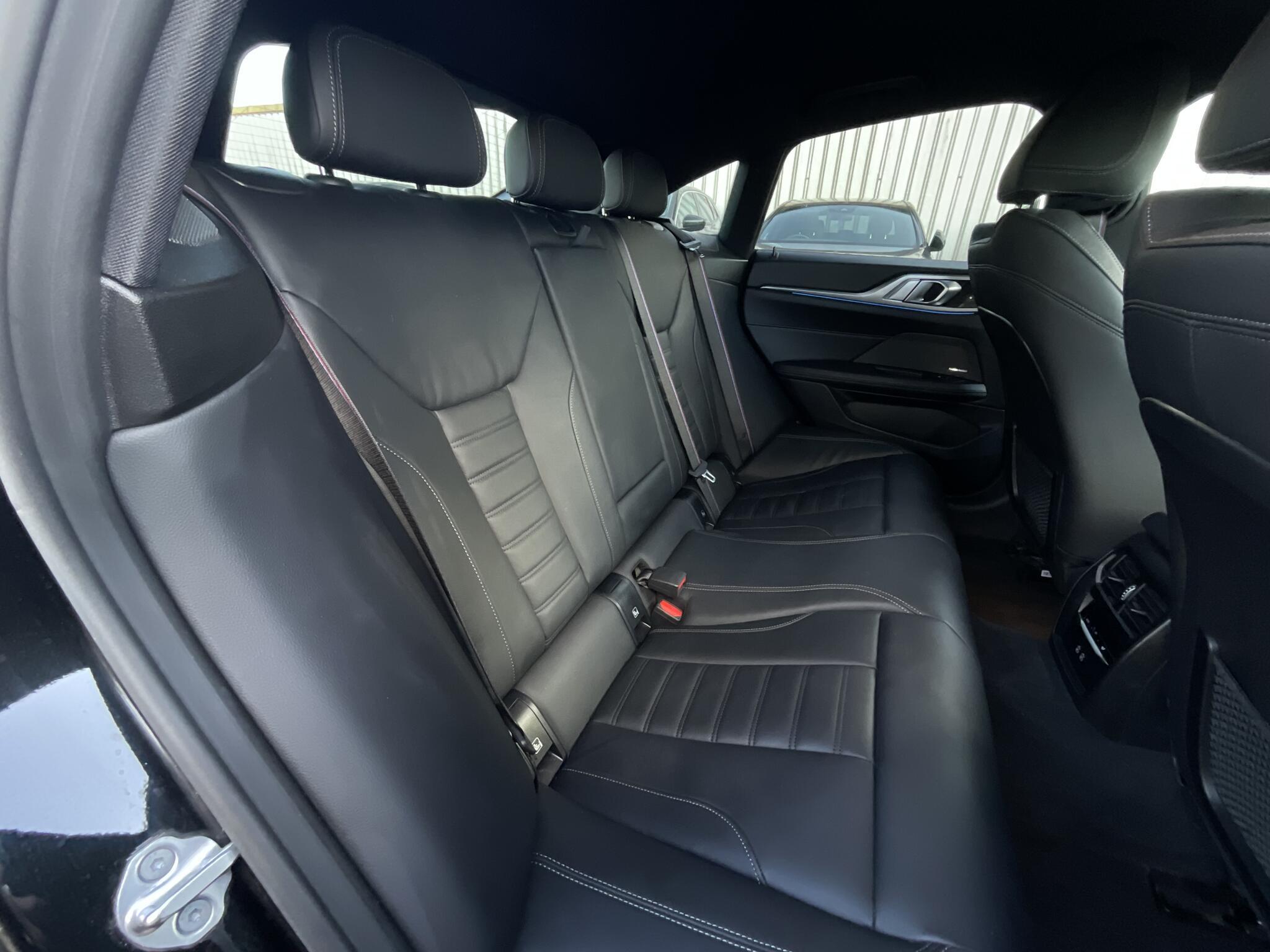 BMW I4 - Image 11