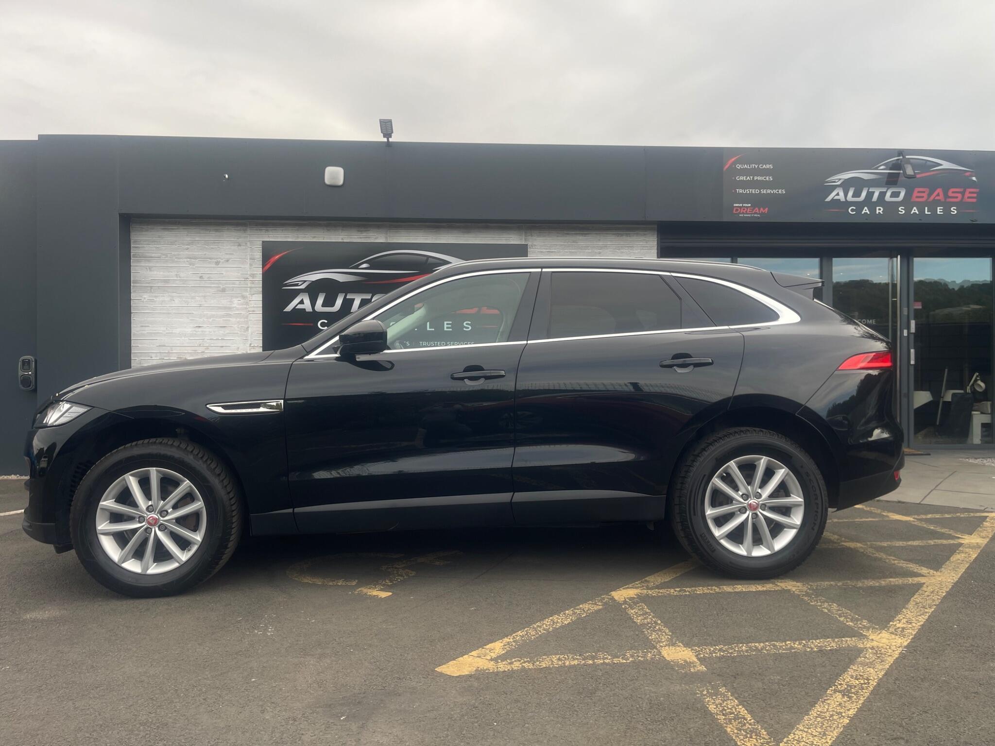 Jaguar F-Pace - Image 6