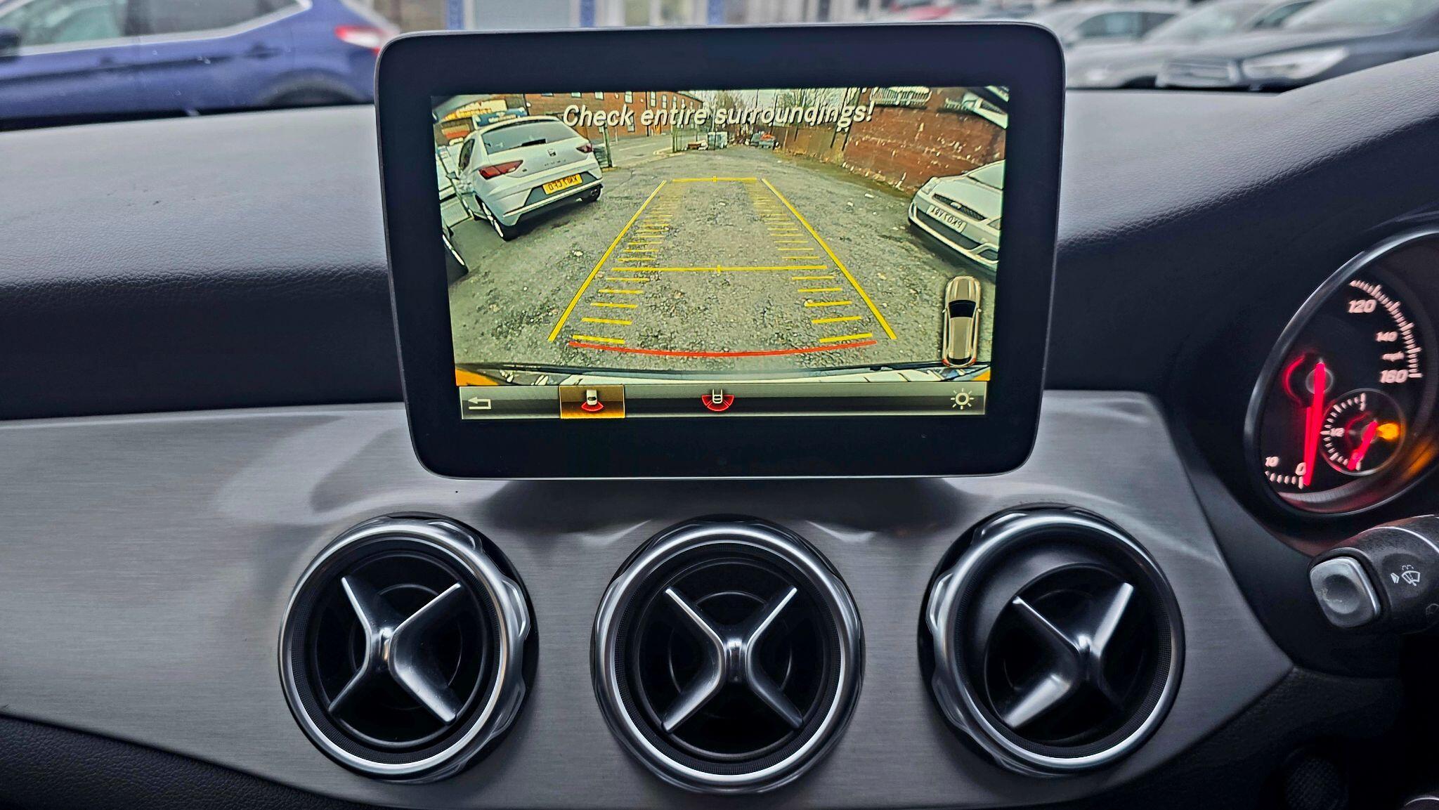 Mercedes GLA - Image 34