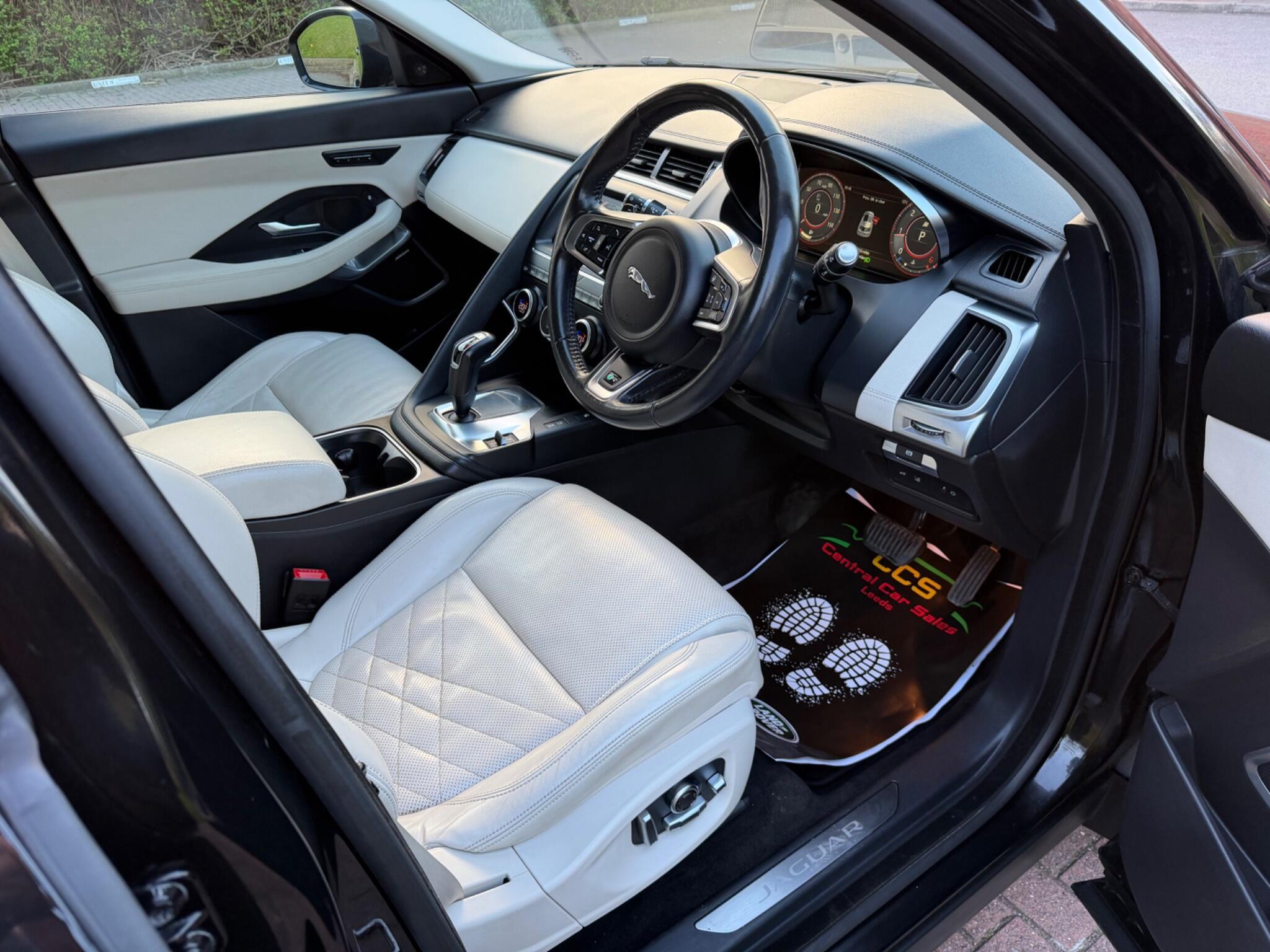 Jaguar E-Pace - Image 24