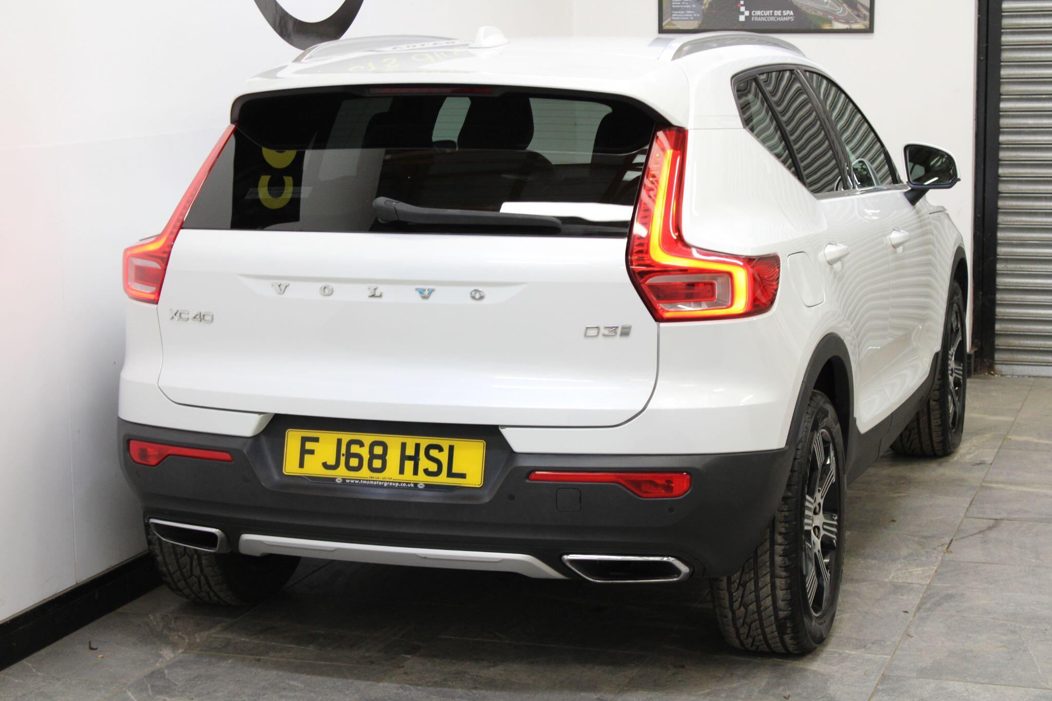 Volvo XC40 - Image 13