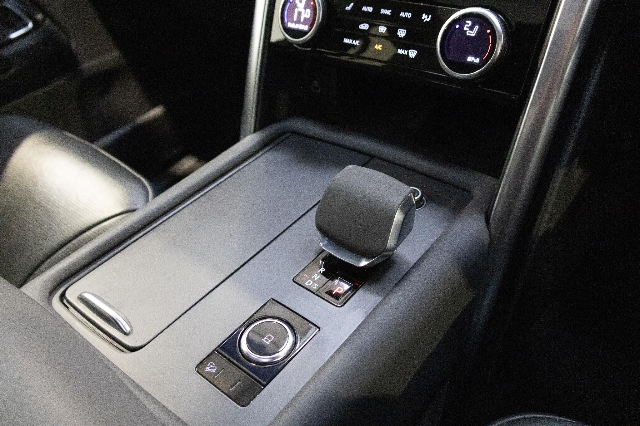 Land Rover Discovery - Image 34