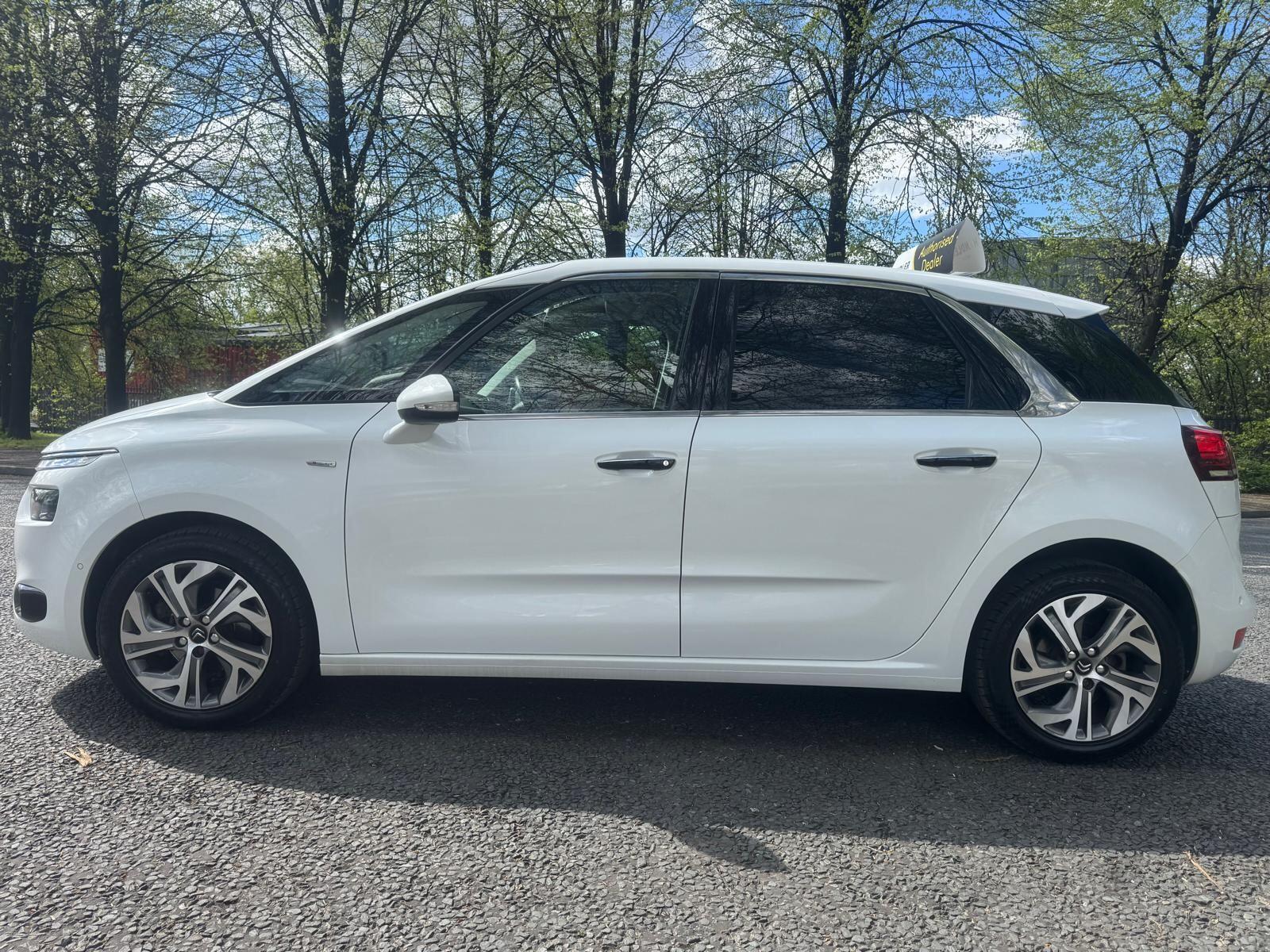 Citroen C4 Picasso - Image 10