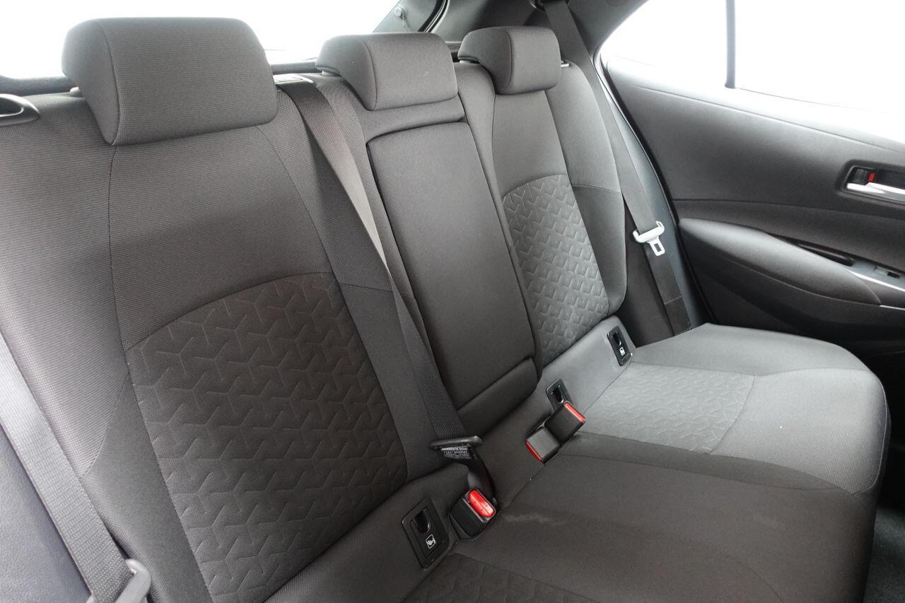 Toyota Corolla - Image 18