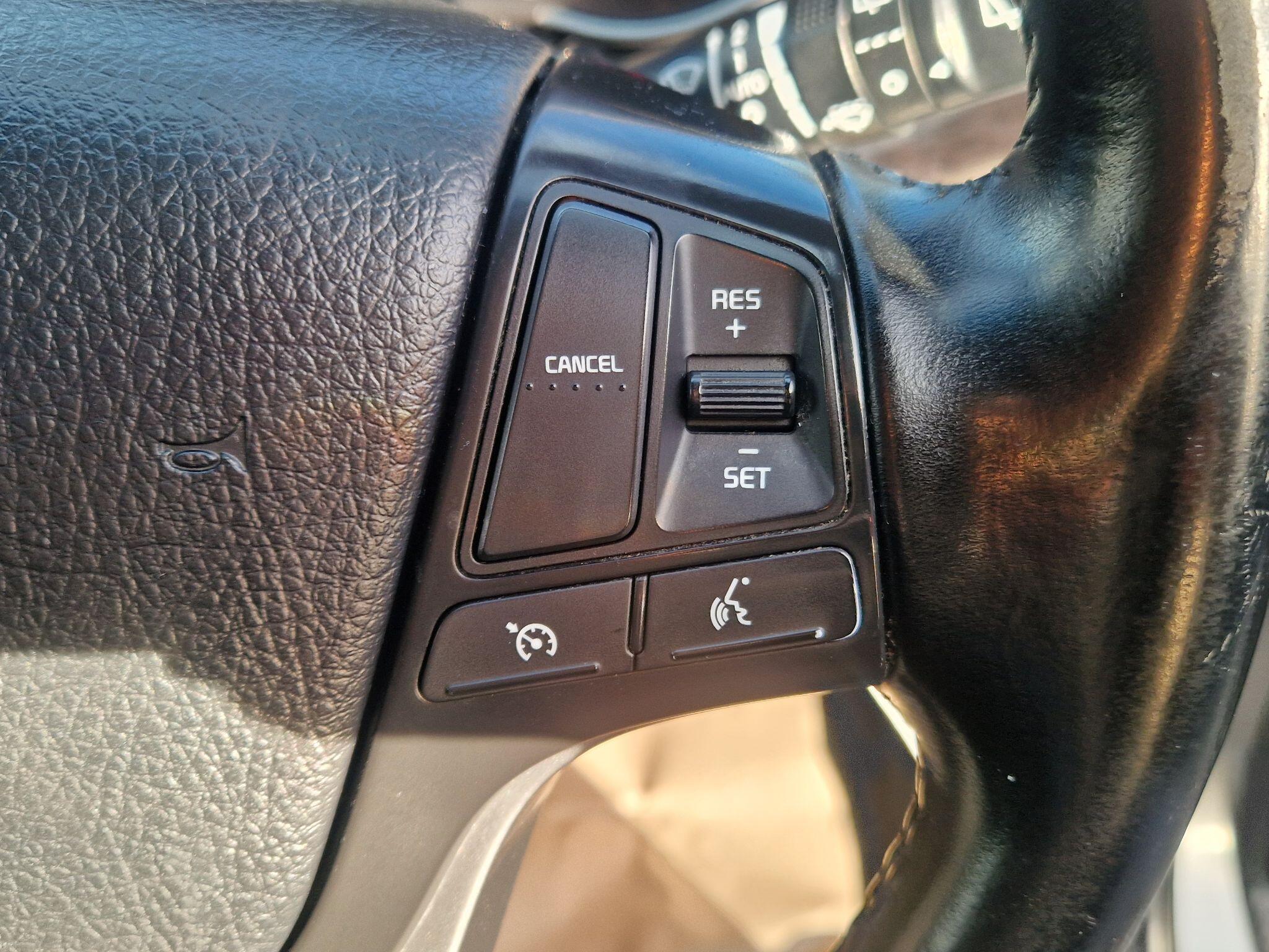 Kia Sorento - Image 52