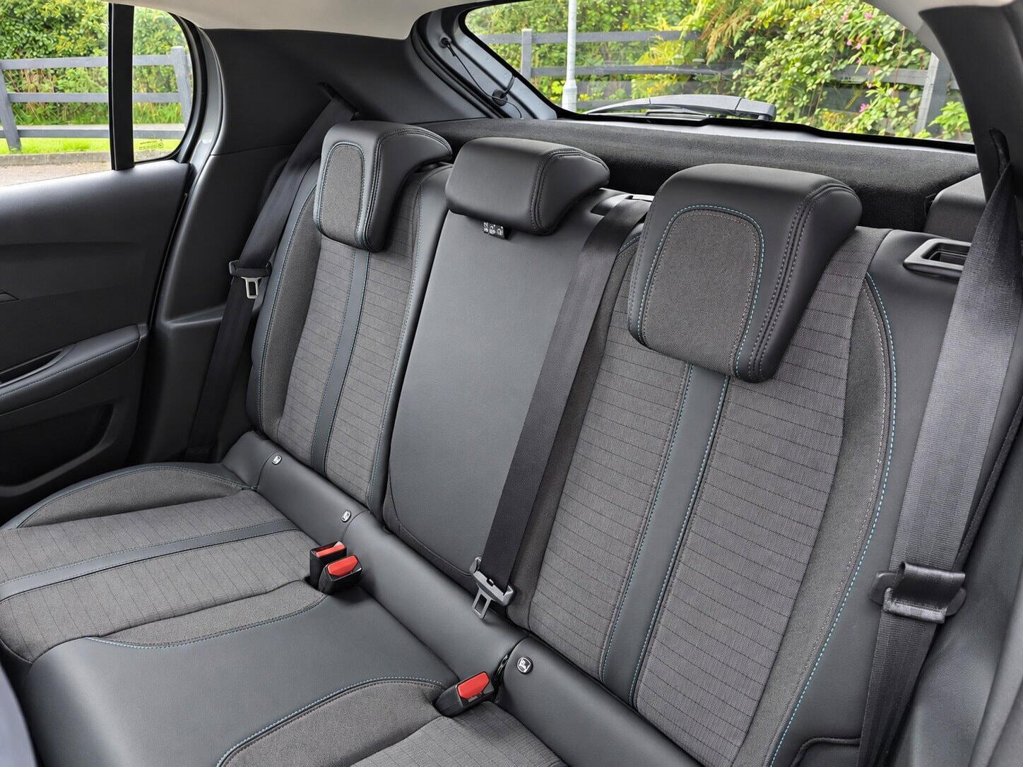 Peugeot 208 - Image 5
