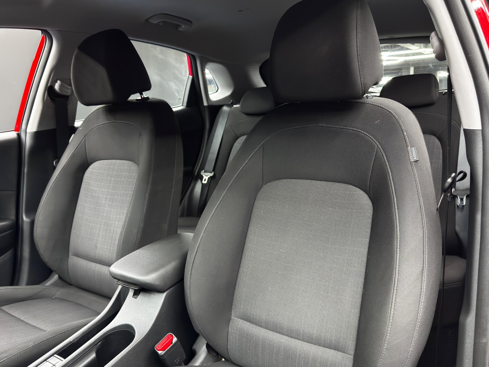 Hyundai Kona - Image 14