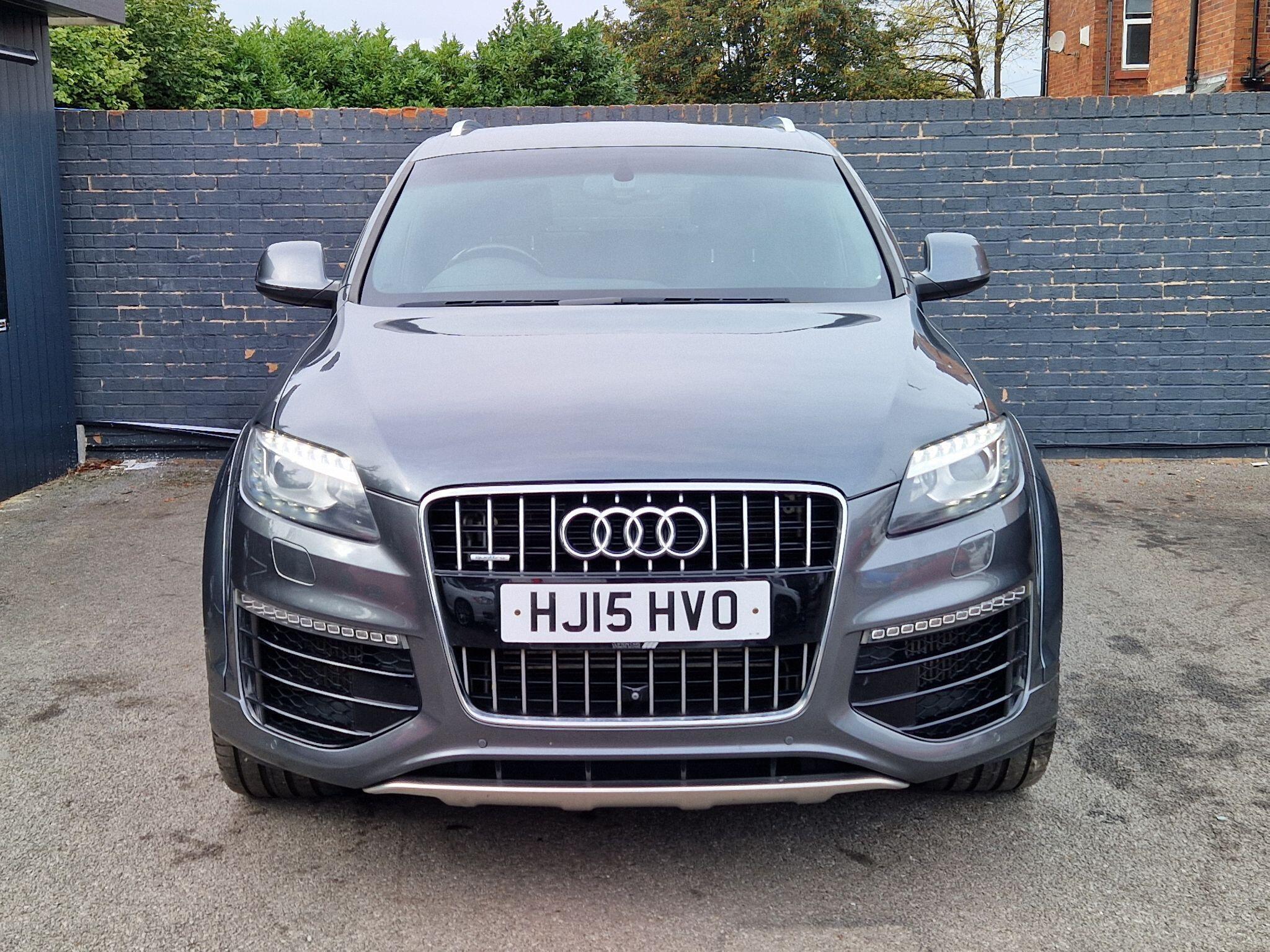 Audi Q7 - Image 4