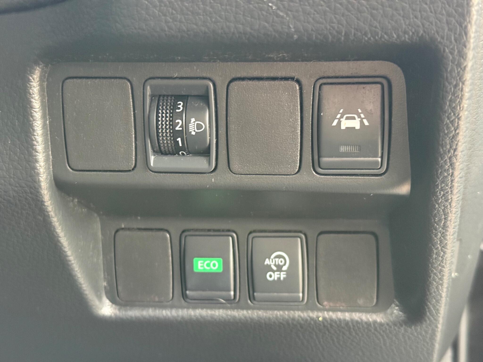 Nissan Qashqai - Image 18