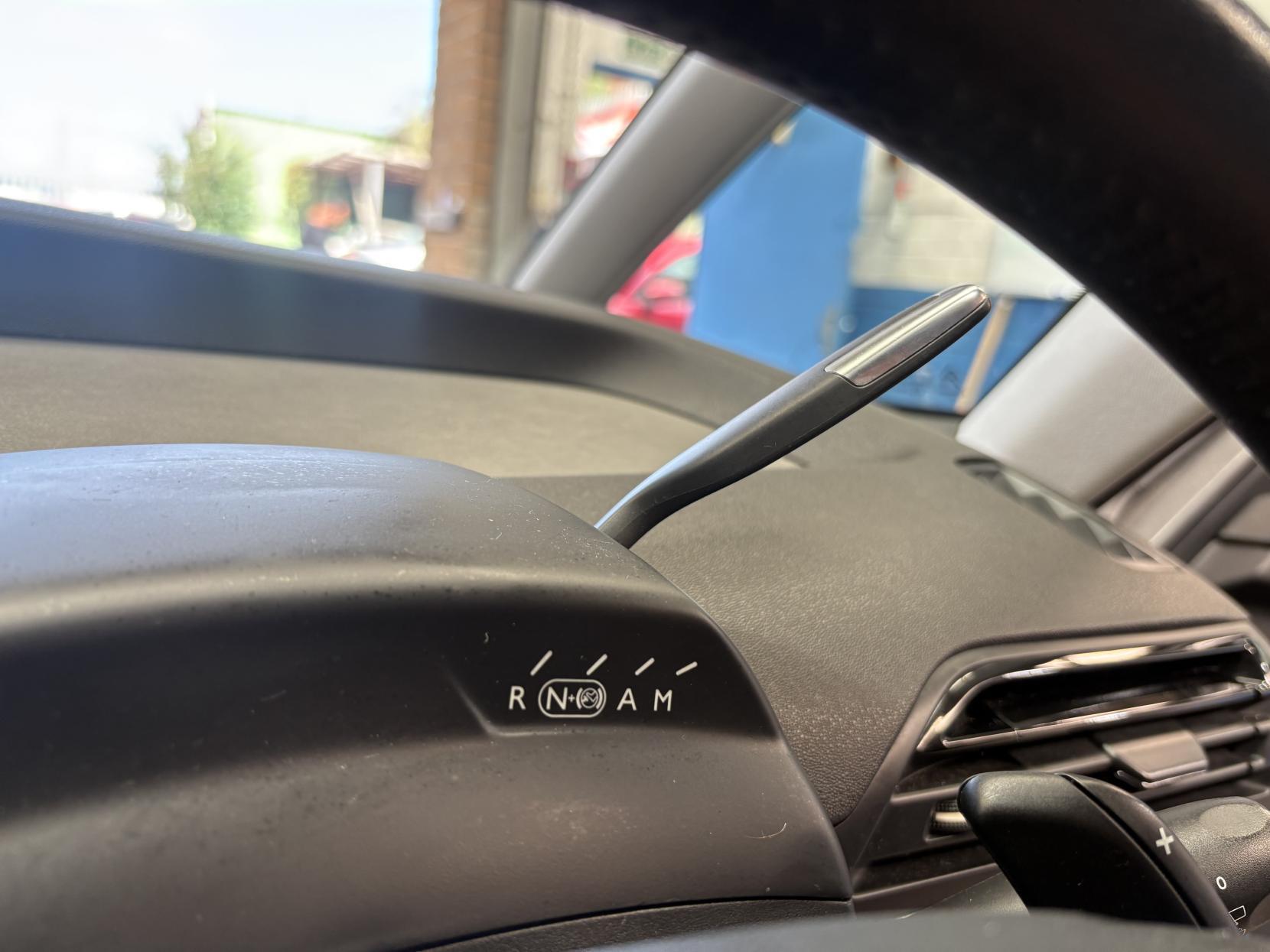 Citroen C4 Picasso - Image 13