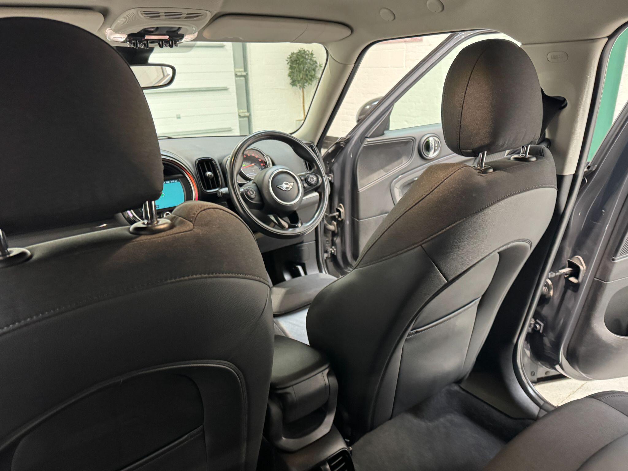 MINI Countryman - Image 25