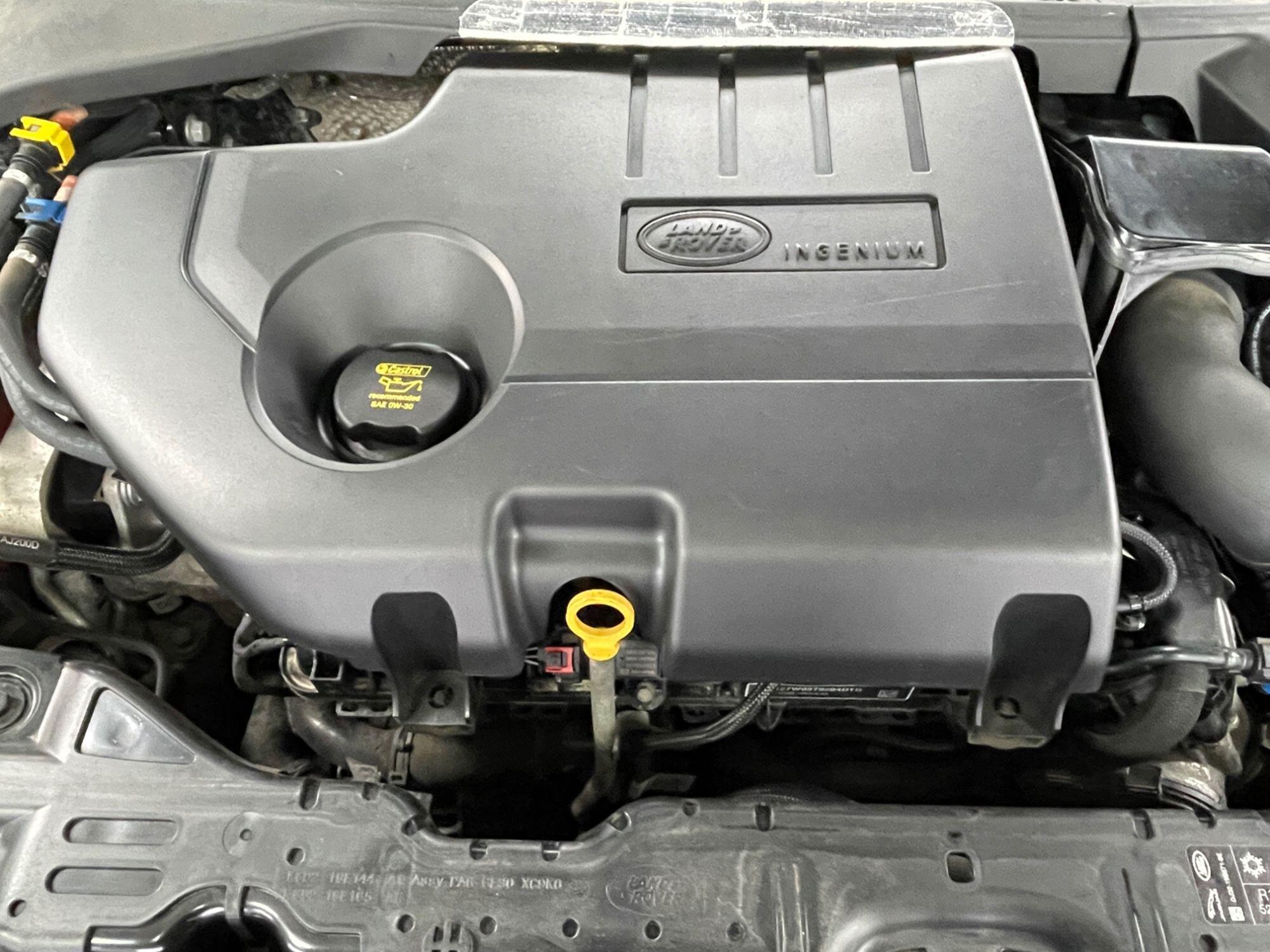 Land Rover Range Rover Evoque - Image 18