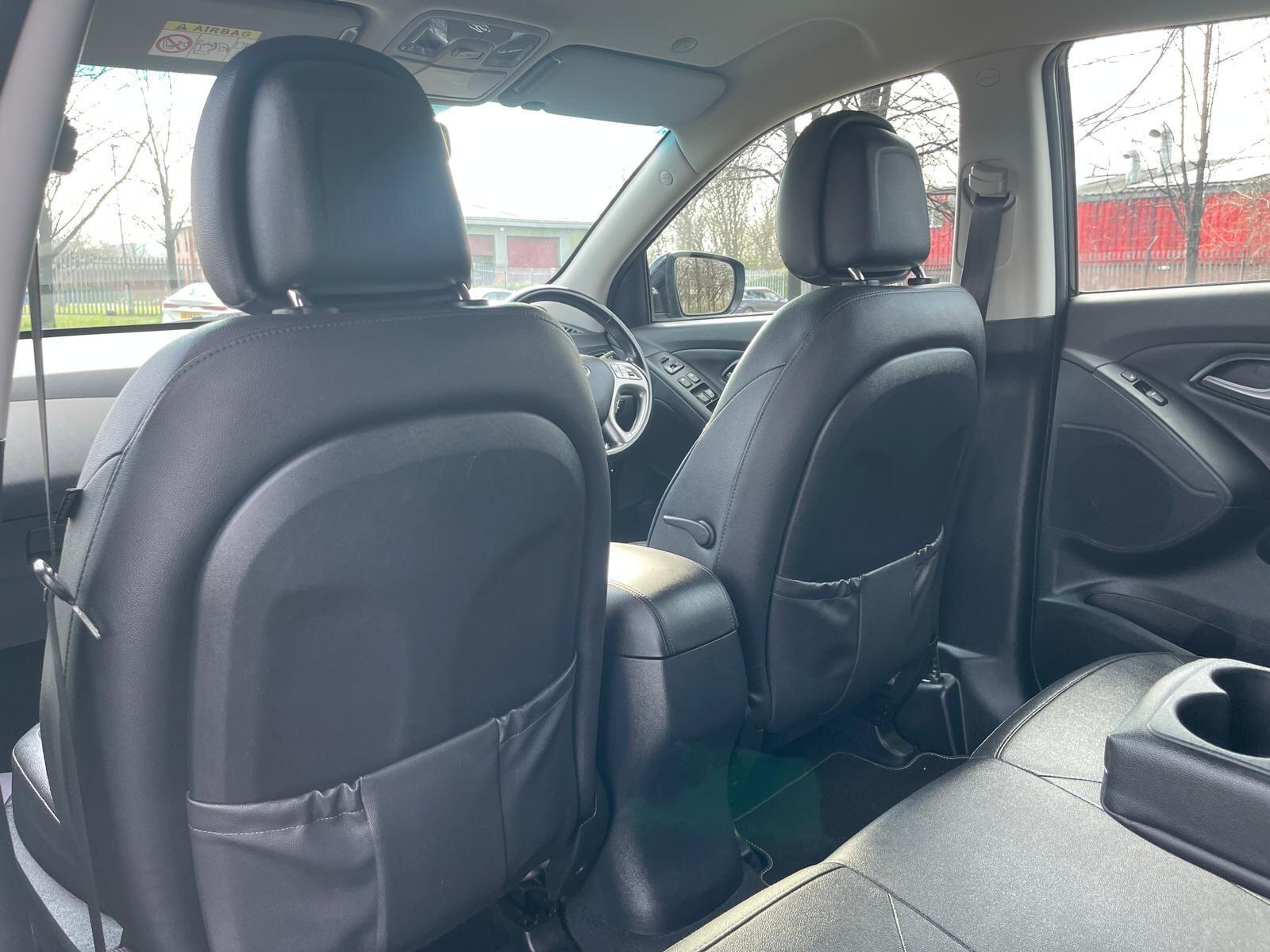 Hyundai ix35 - Image 21