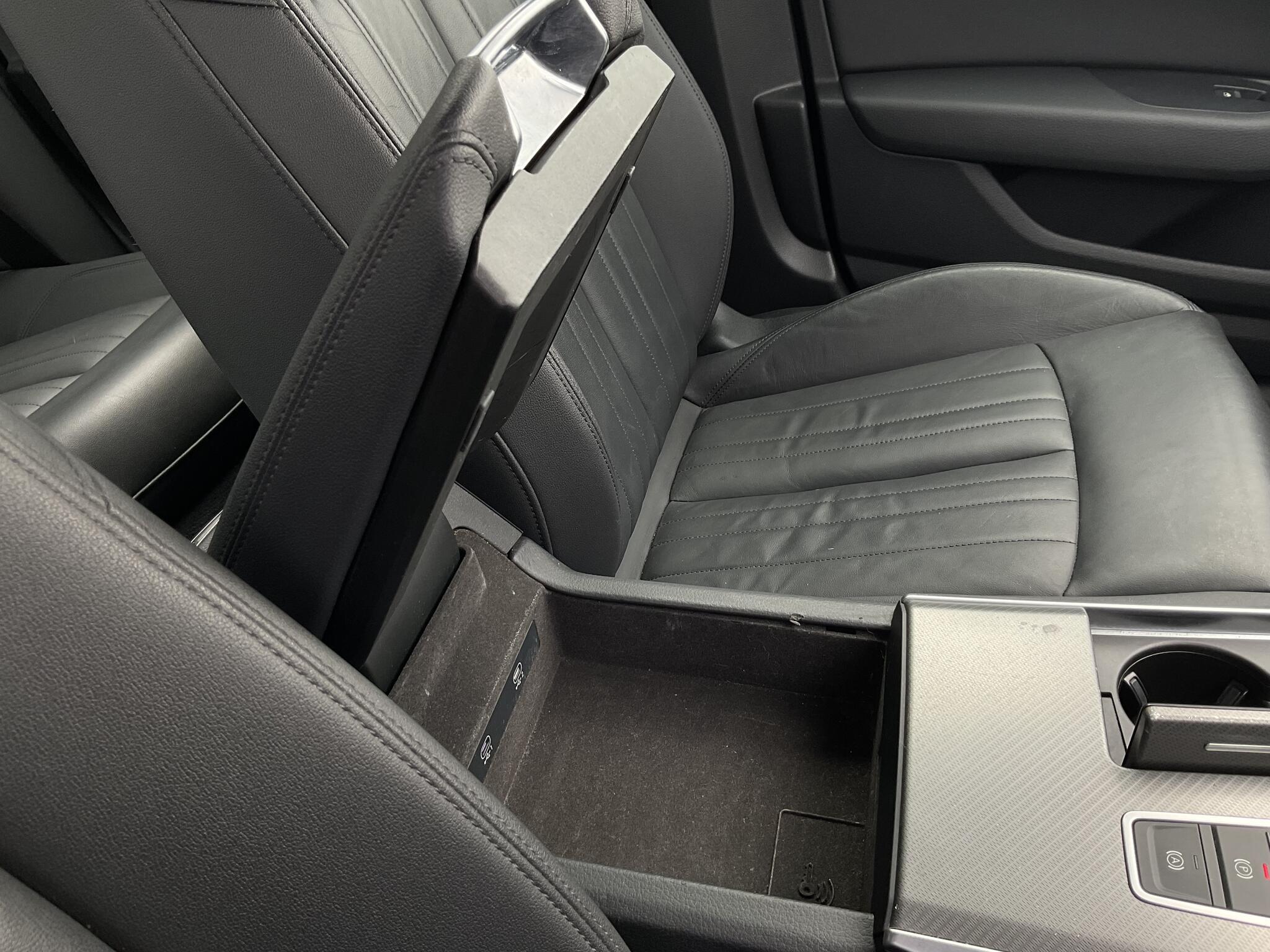 Audi A6 Saloon - Image 18