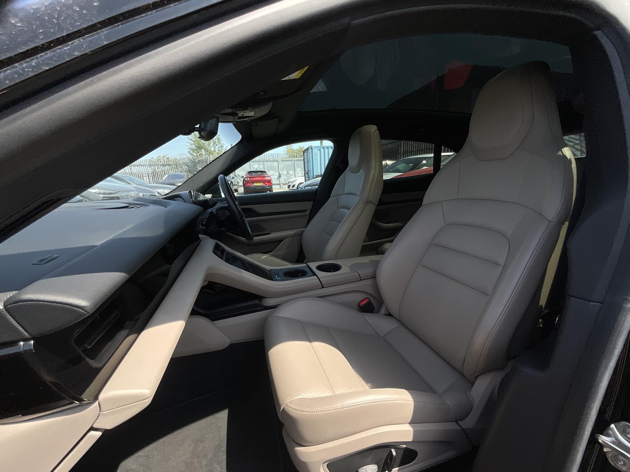 Porsche Taycan - Image 17