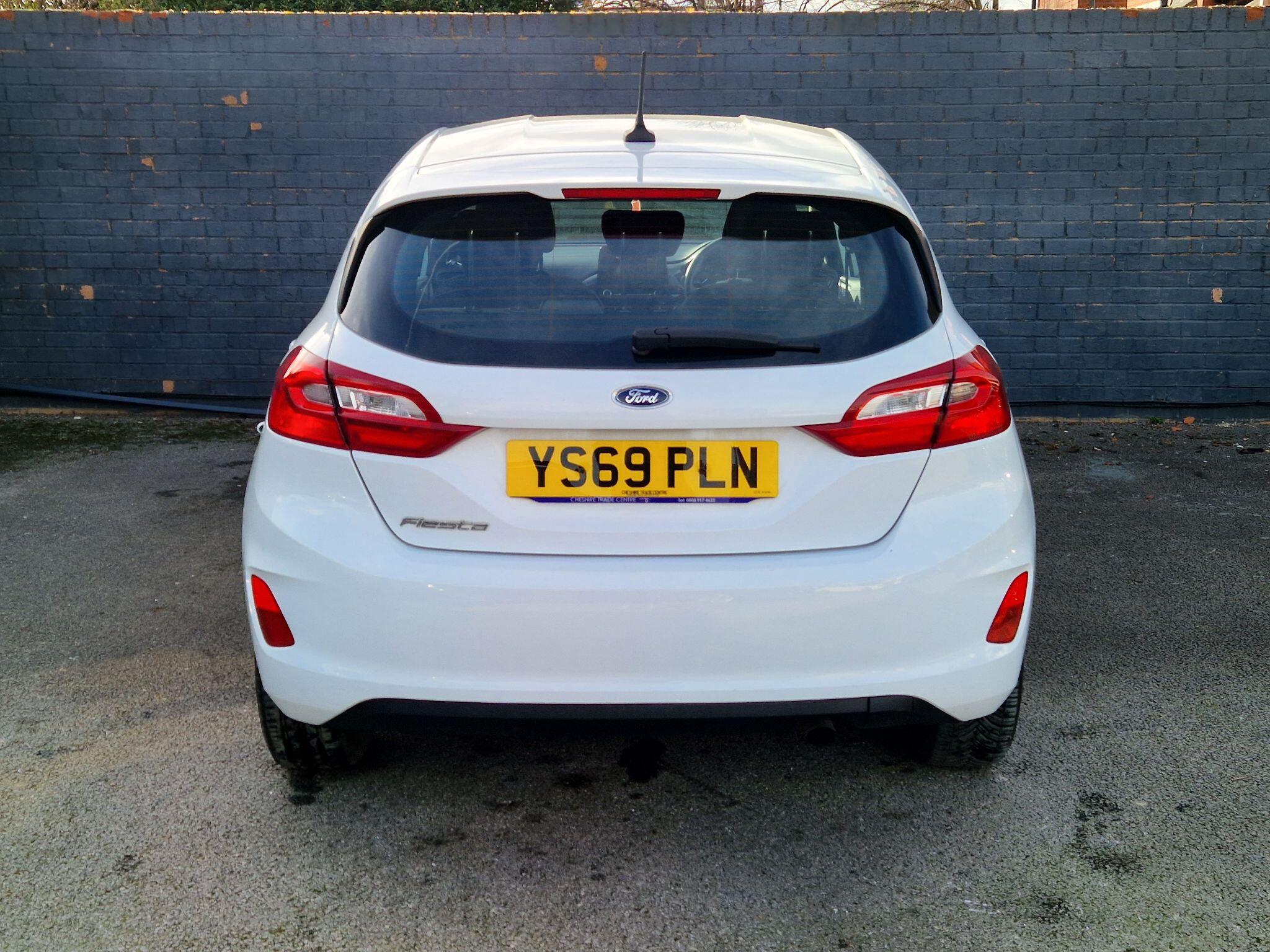 Ford Fiesta - Image 9