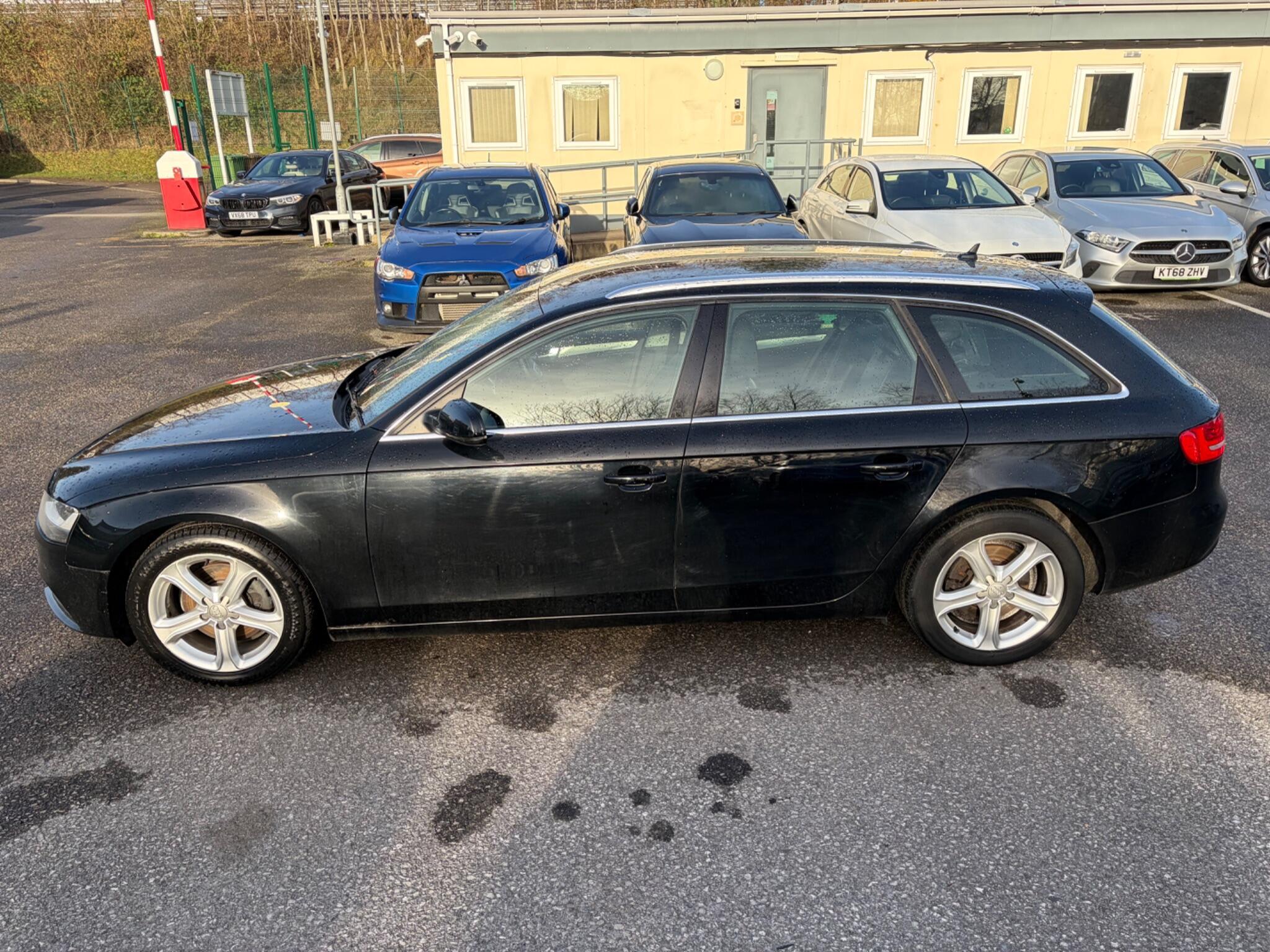 Audi A4 Avant - Image 10