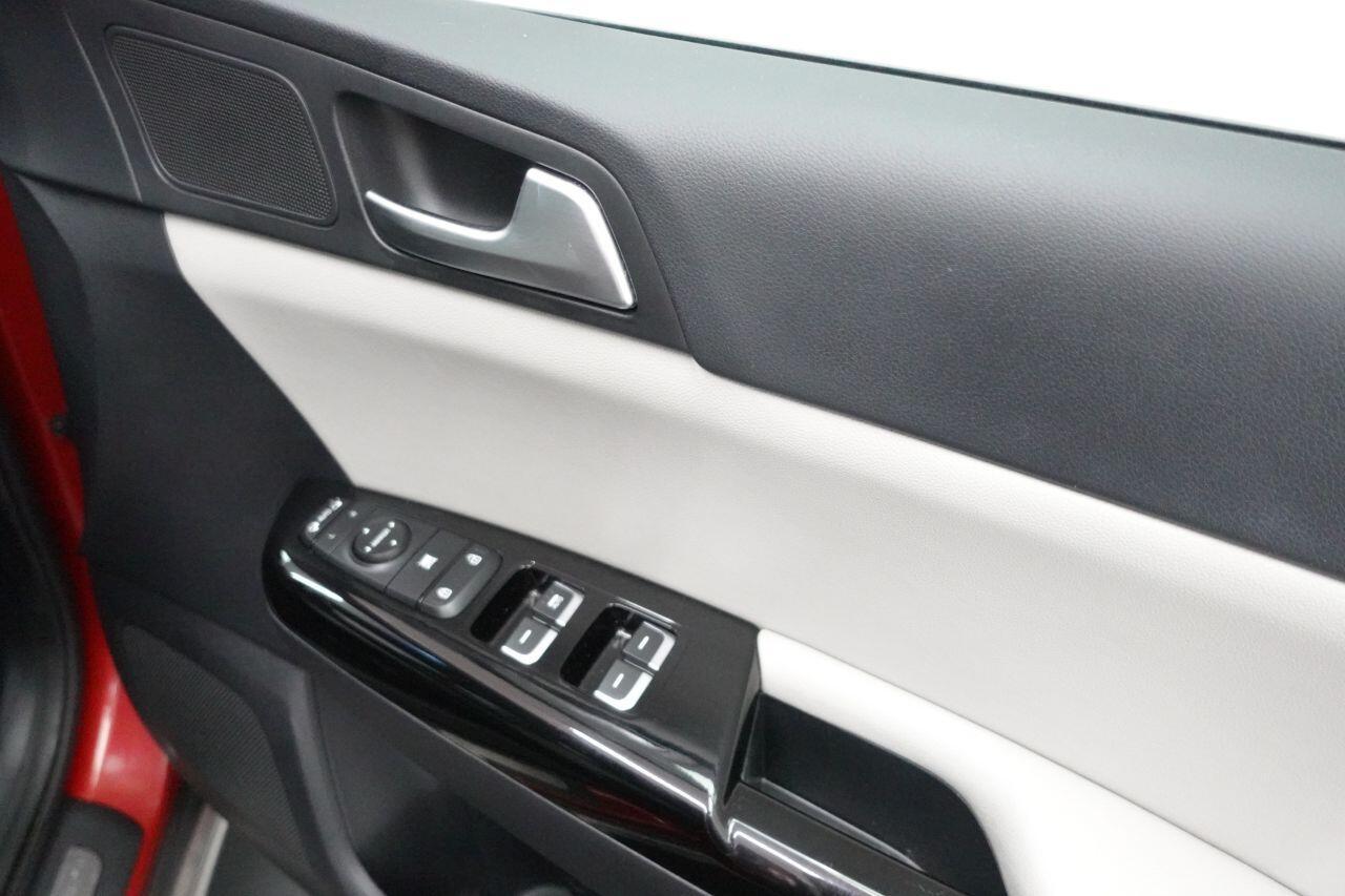 Kia Sportage - Image 18