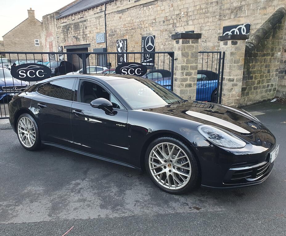 Porsche Panamera - Image 6