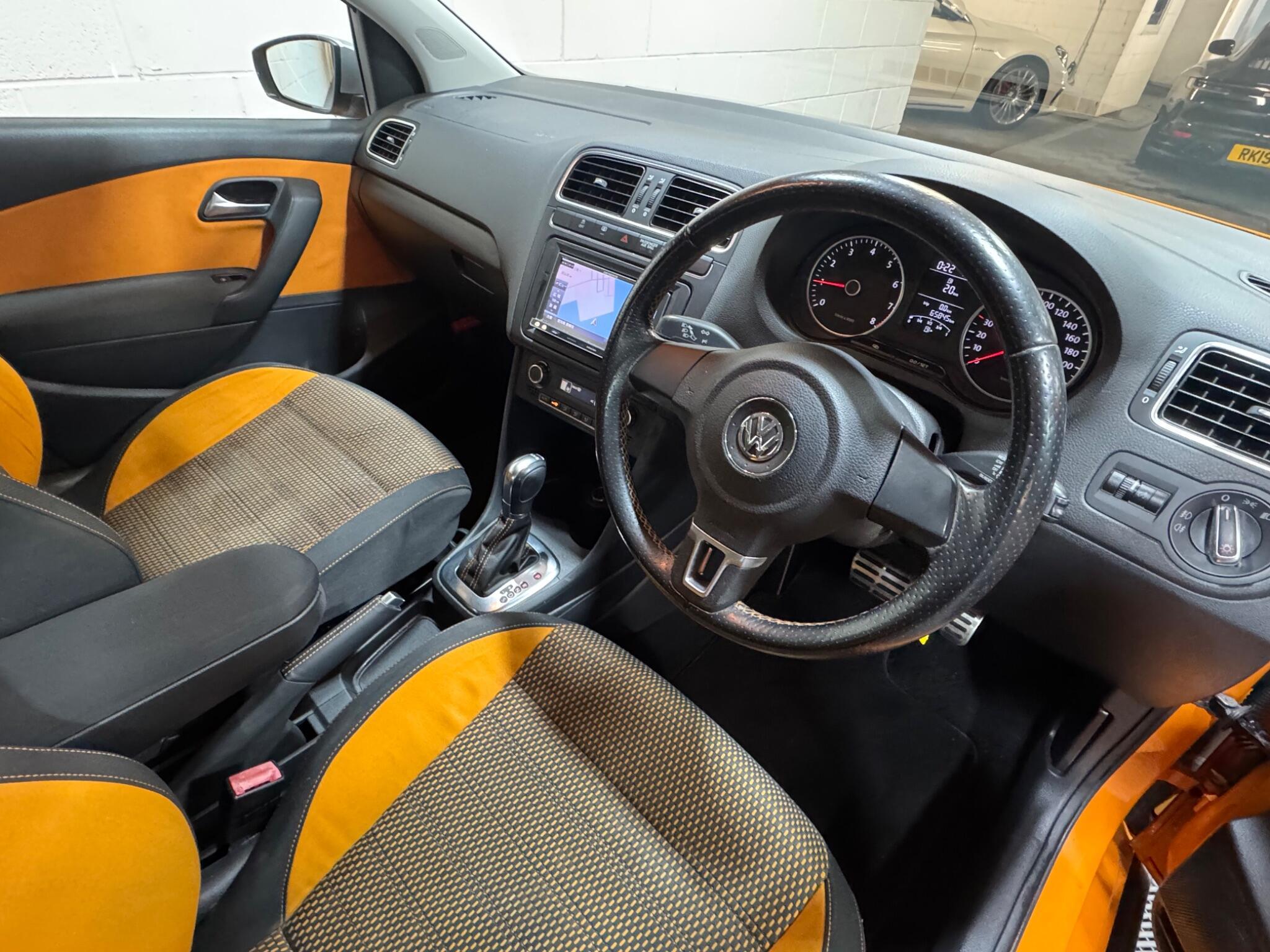 Volkswagen Polo - Image 9