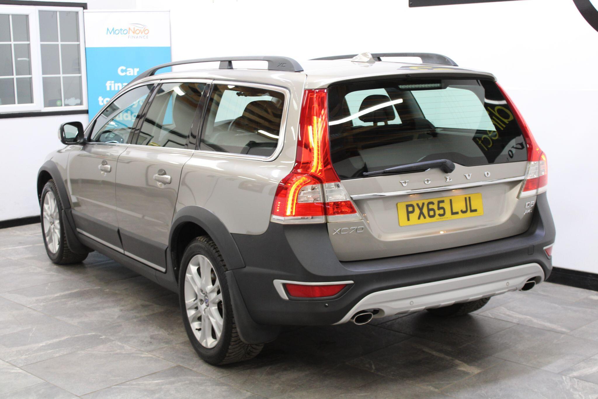 Volvo XC70 - Image 19